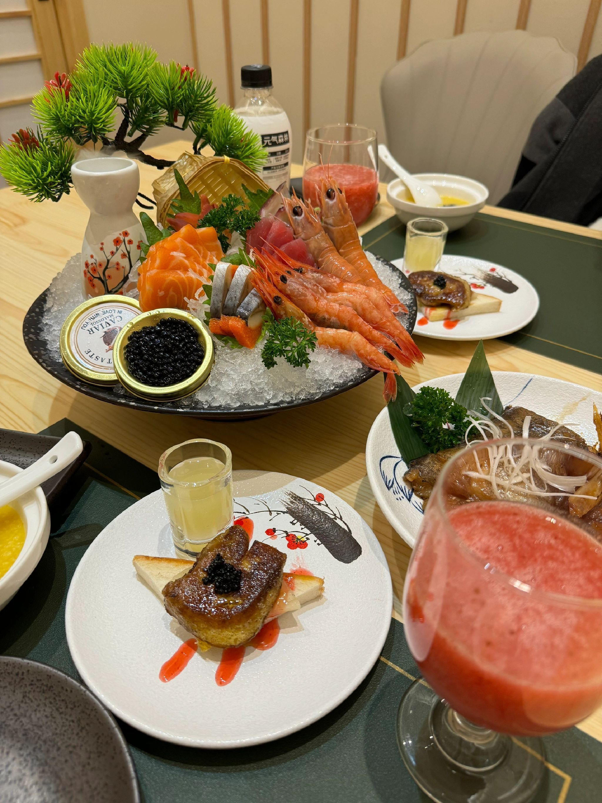 舔小喵三文鱼刺身(牡丹江店)