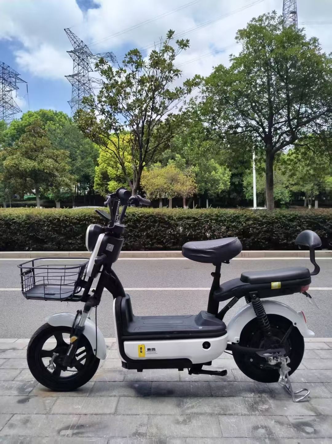 雅迪电动车(休宁路店)
