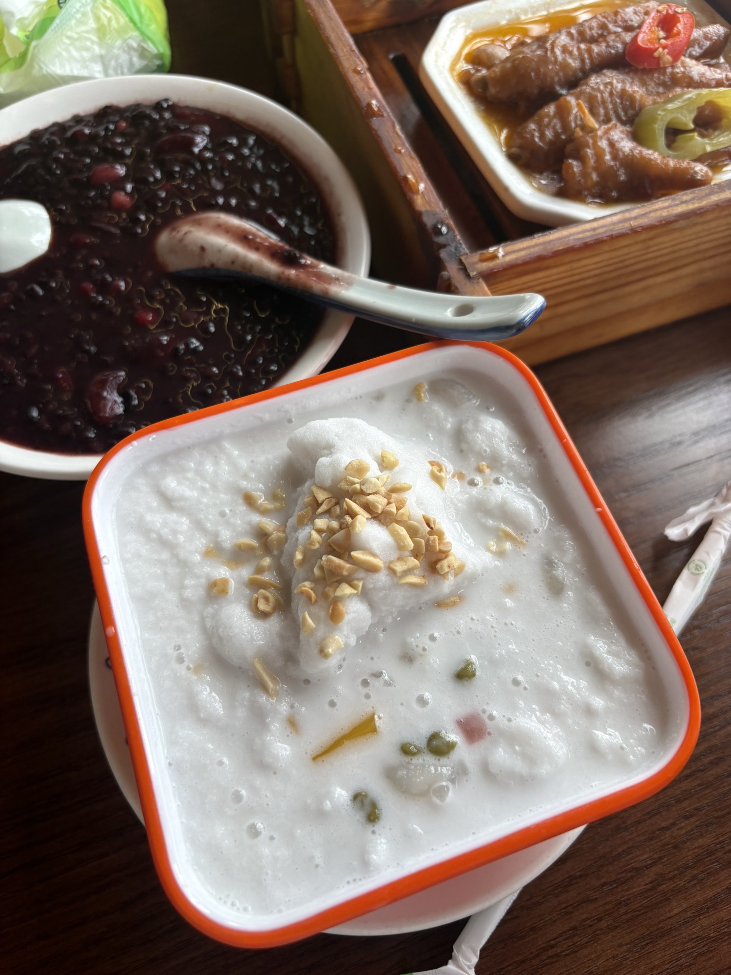 琼海·狮椰美食楼