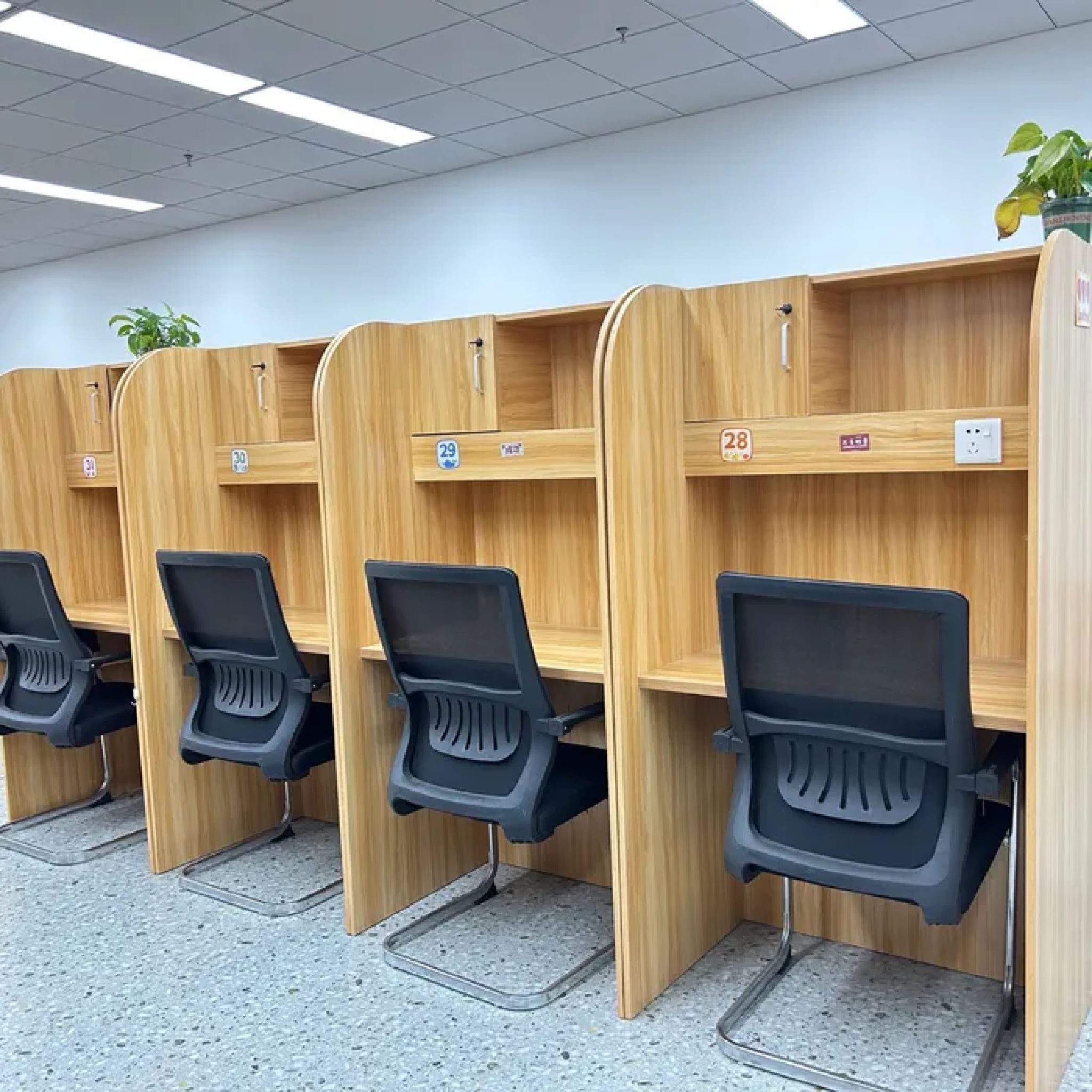 笃信考研寄宿自习室