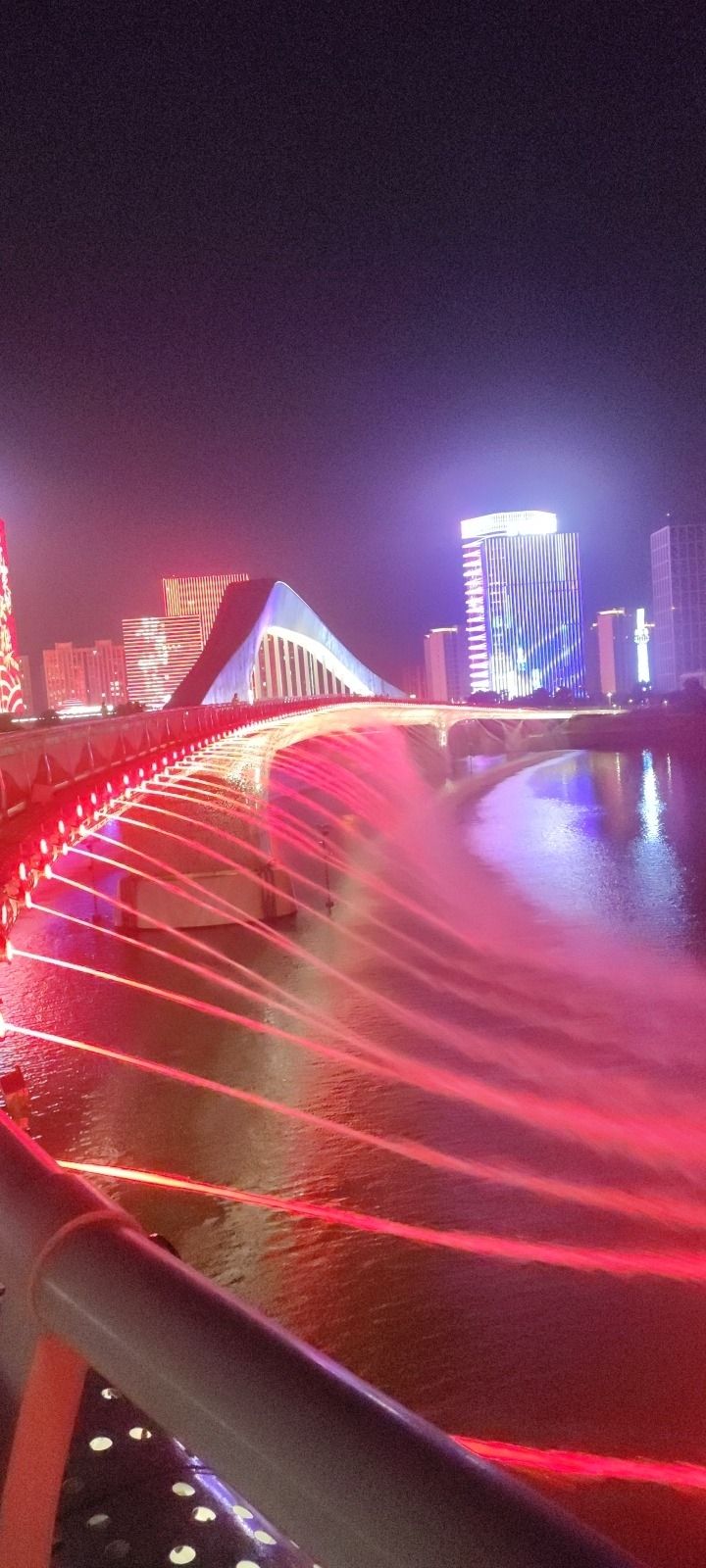 曹娥江人行景观桥旅行图片 1