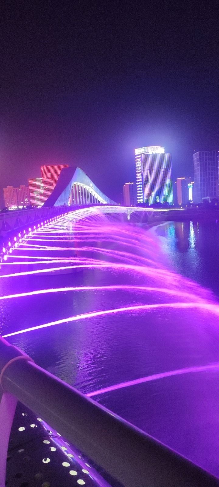 曹娥江人行景观桥旅行图片 3