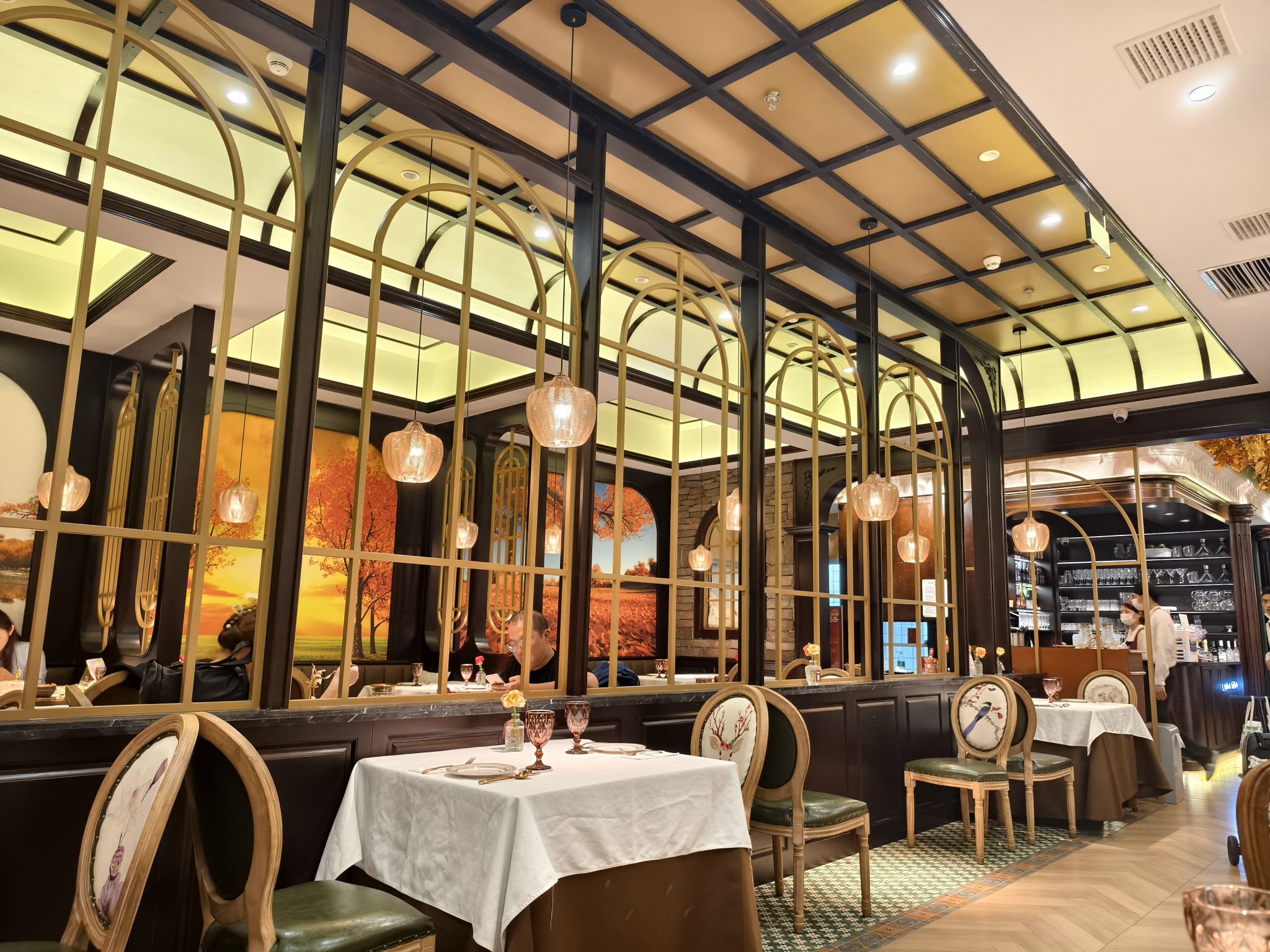 MOSKVE俄式西餐厅(南昌红谷滩万象天地店)