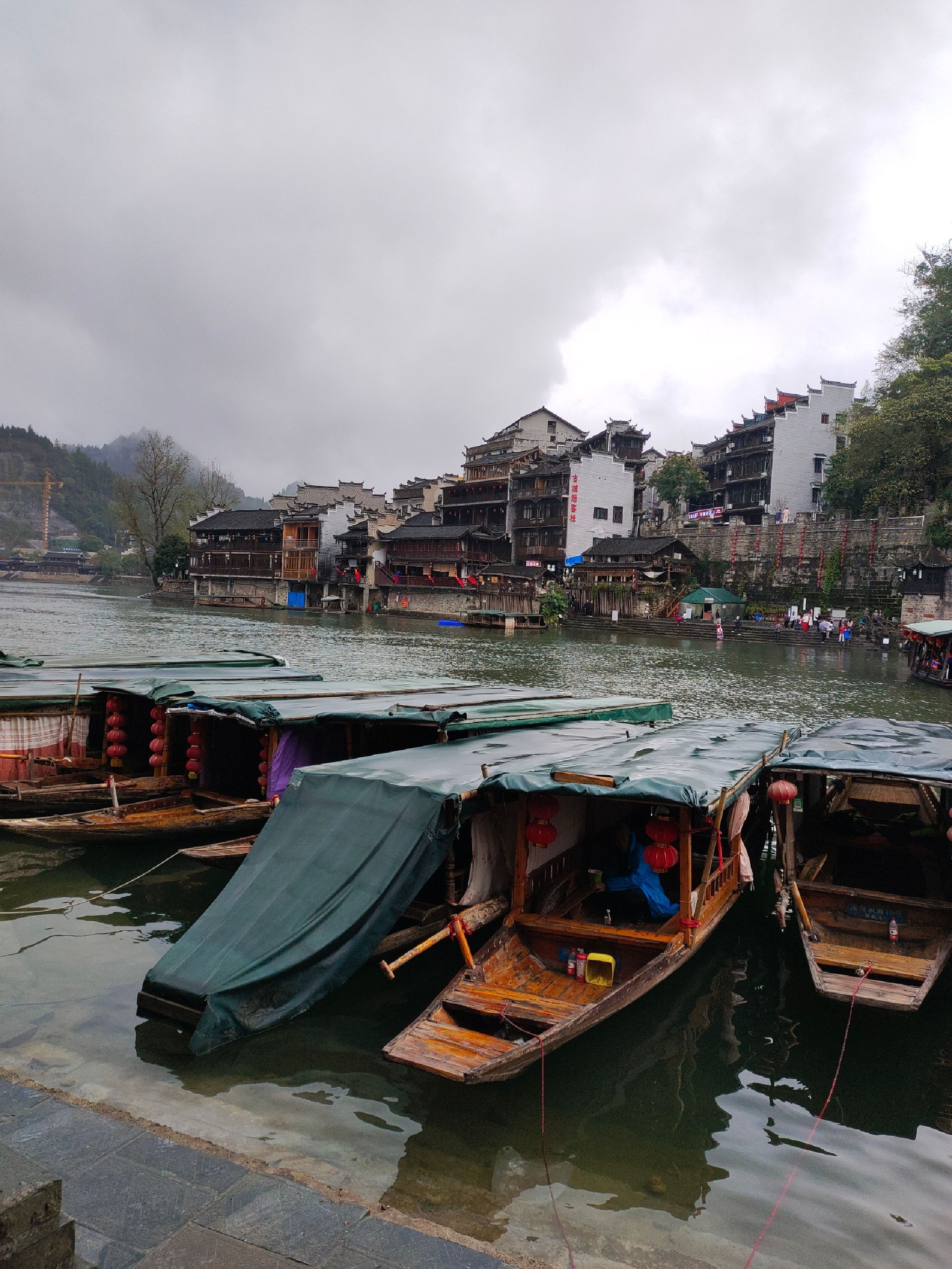一脚踏三省地标旅行图片 1