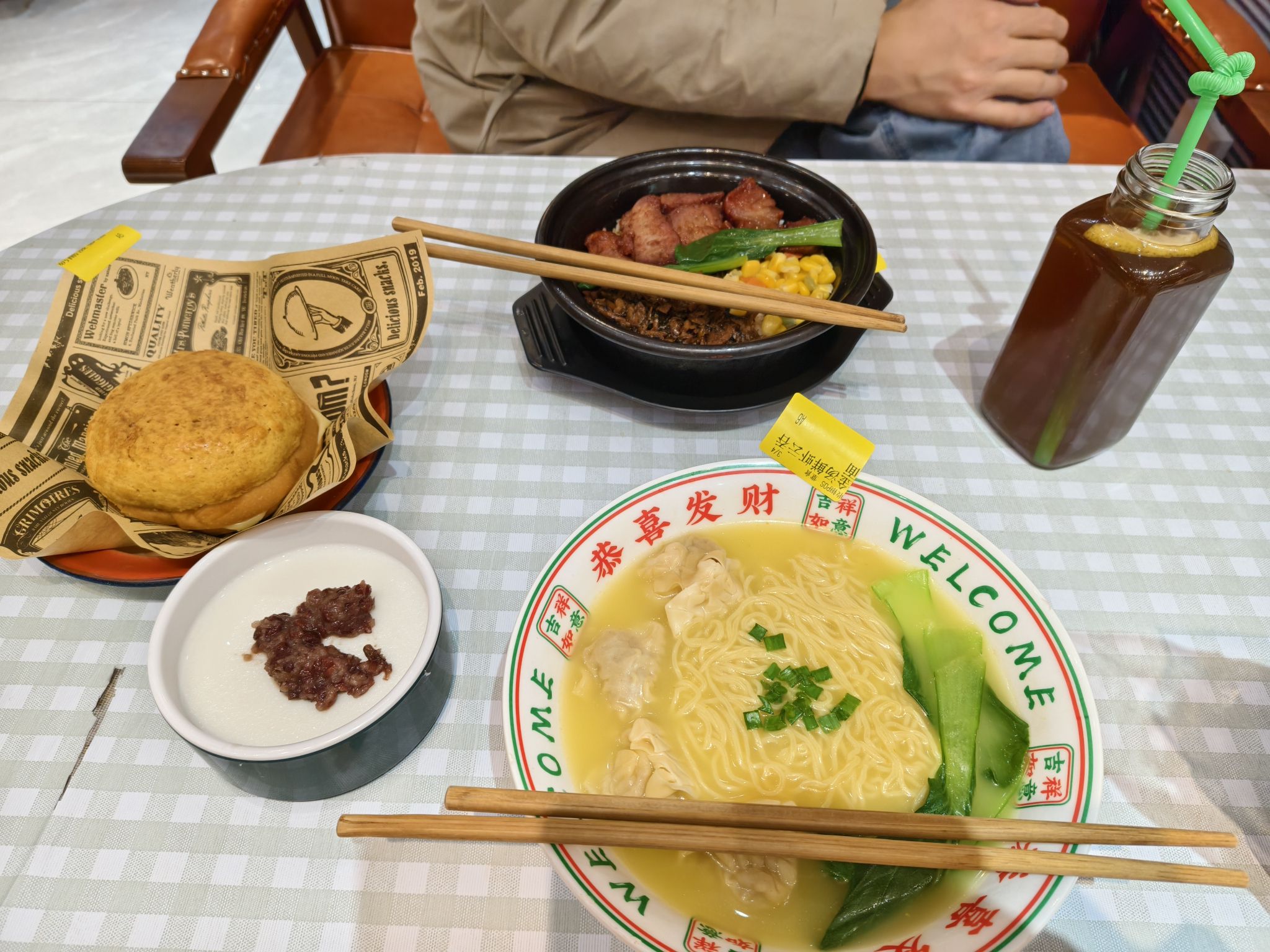 石记港式茶餐厅(新乡市百货大楼店)