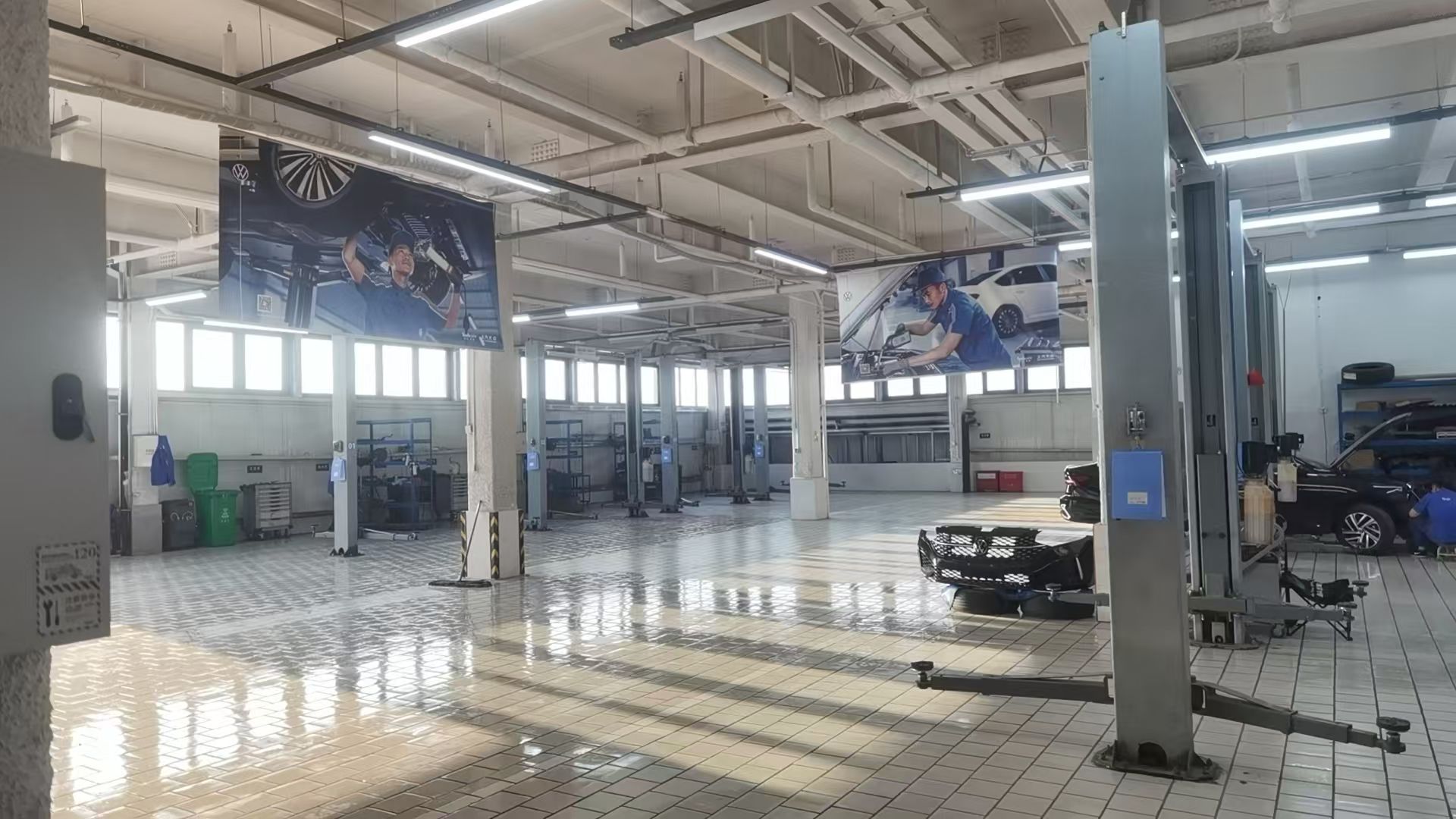 上汽大众河北众诚汽贸4S店