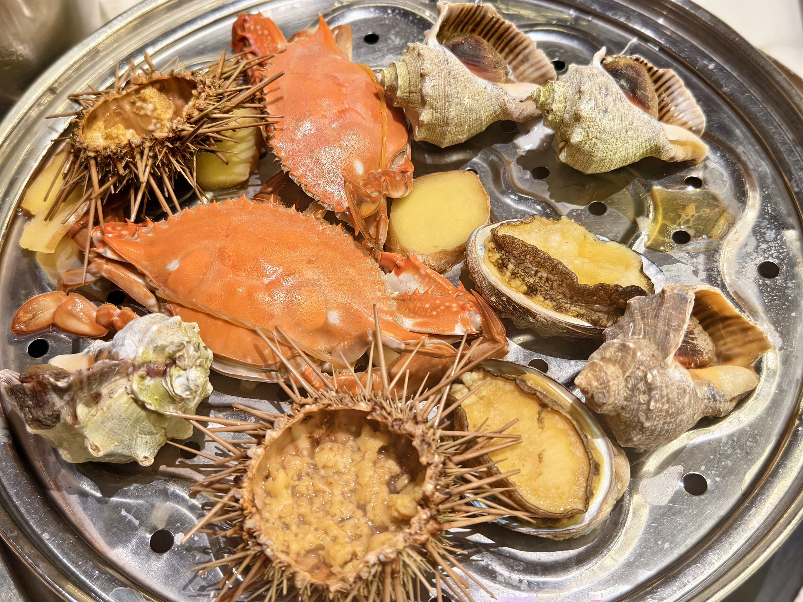 宴味食足海鲜餐厅(保利·中汇广场店)
