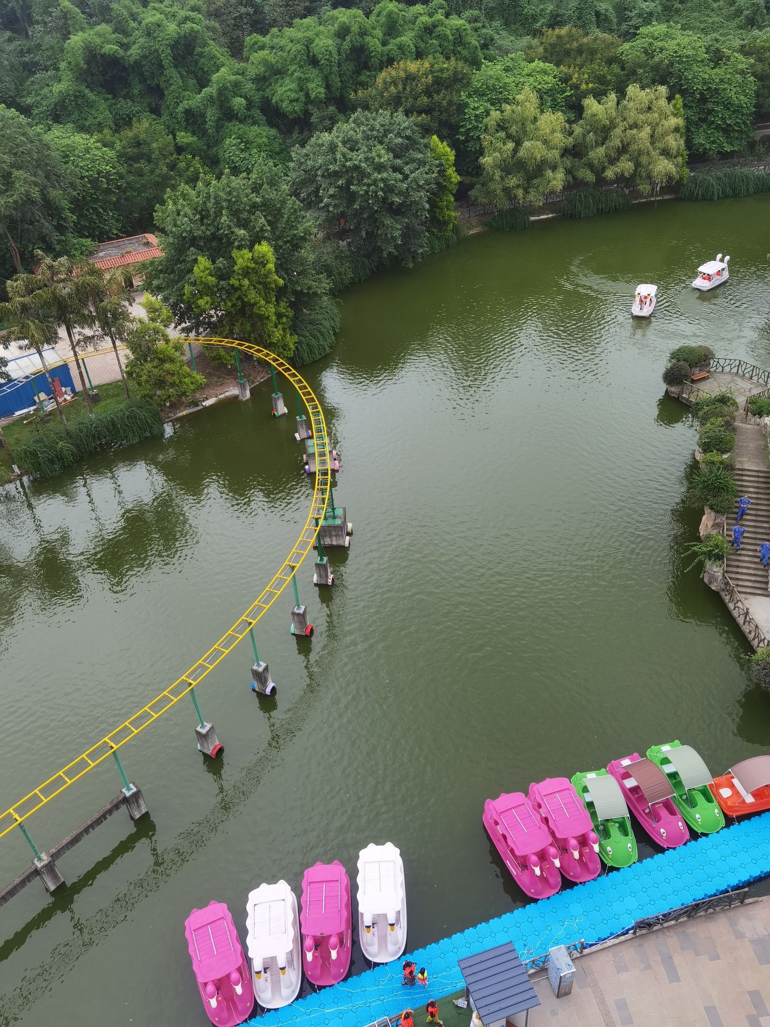 酒城乐园-立体廊道