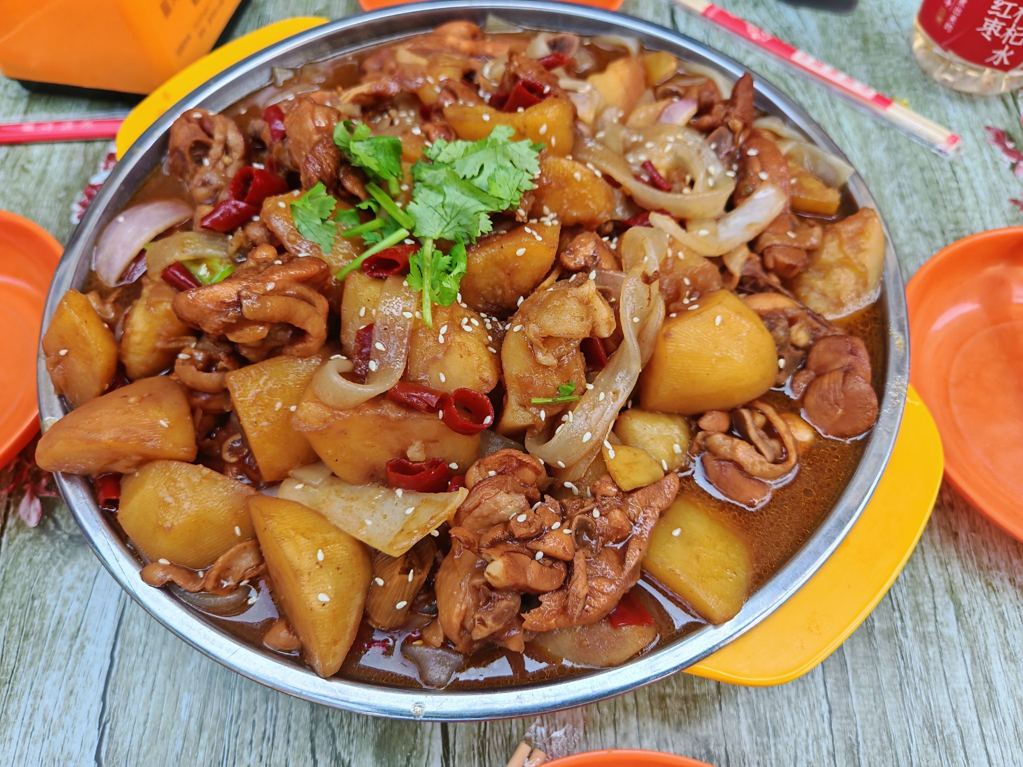 星河摇滚炒鸡(全国总店)内部环境