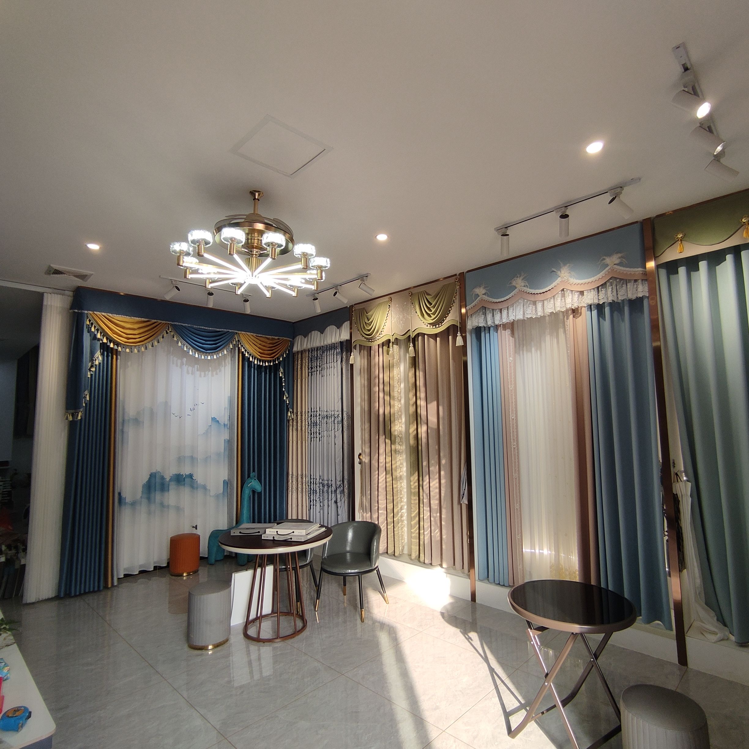 定都阁布艺(筠城·翰林春天店)
