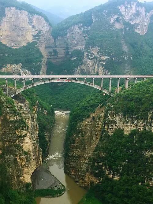 鸡鸣三省大峡谷旅行图片 3