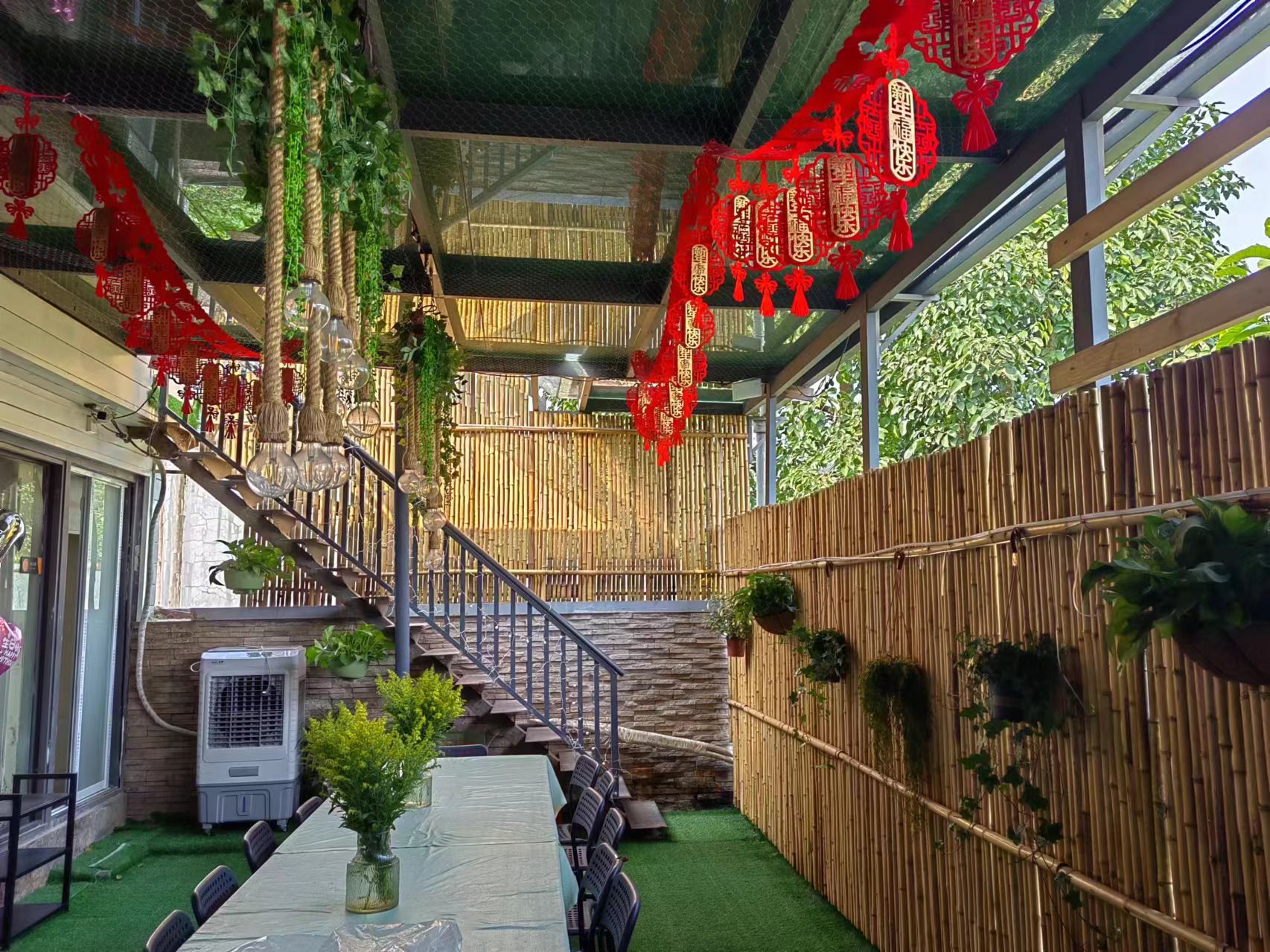 薰风小苑·花园别墅轰趴馆(翡翠湖店)