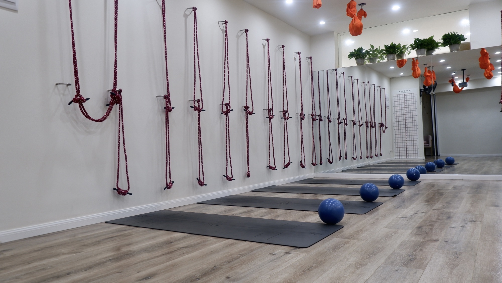 场地封面-识悦瑜伽普拉提健康中心(陆家嘴国际华城店)