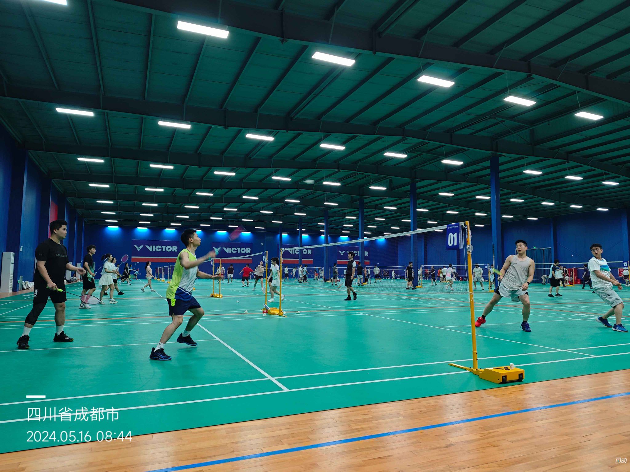 场地封面-威克多-成都羽冠天羽毛球俱乐部(双流校区)