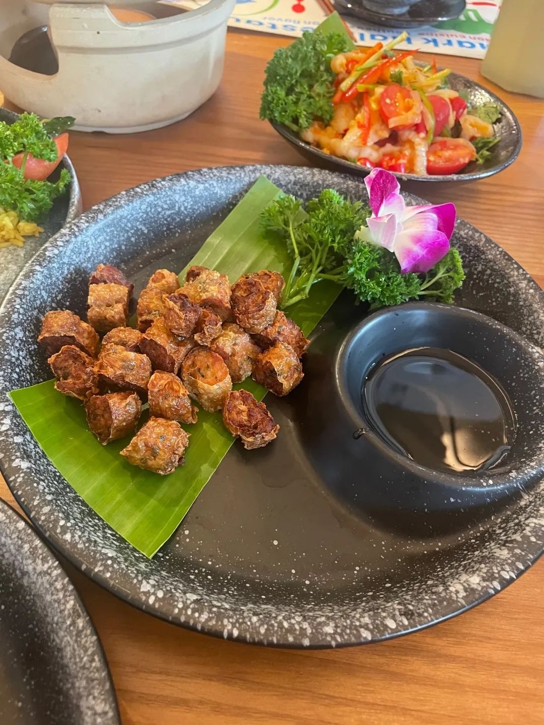 鲨鱼塘餐厅