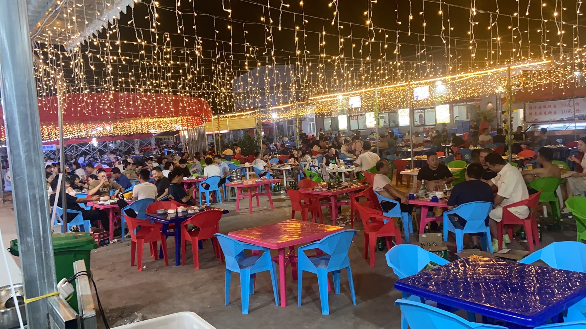 老贾健民烧烤(货场路店)门店外观