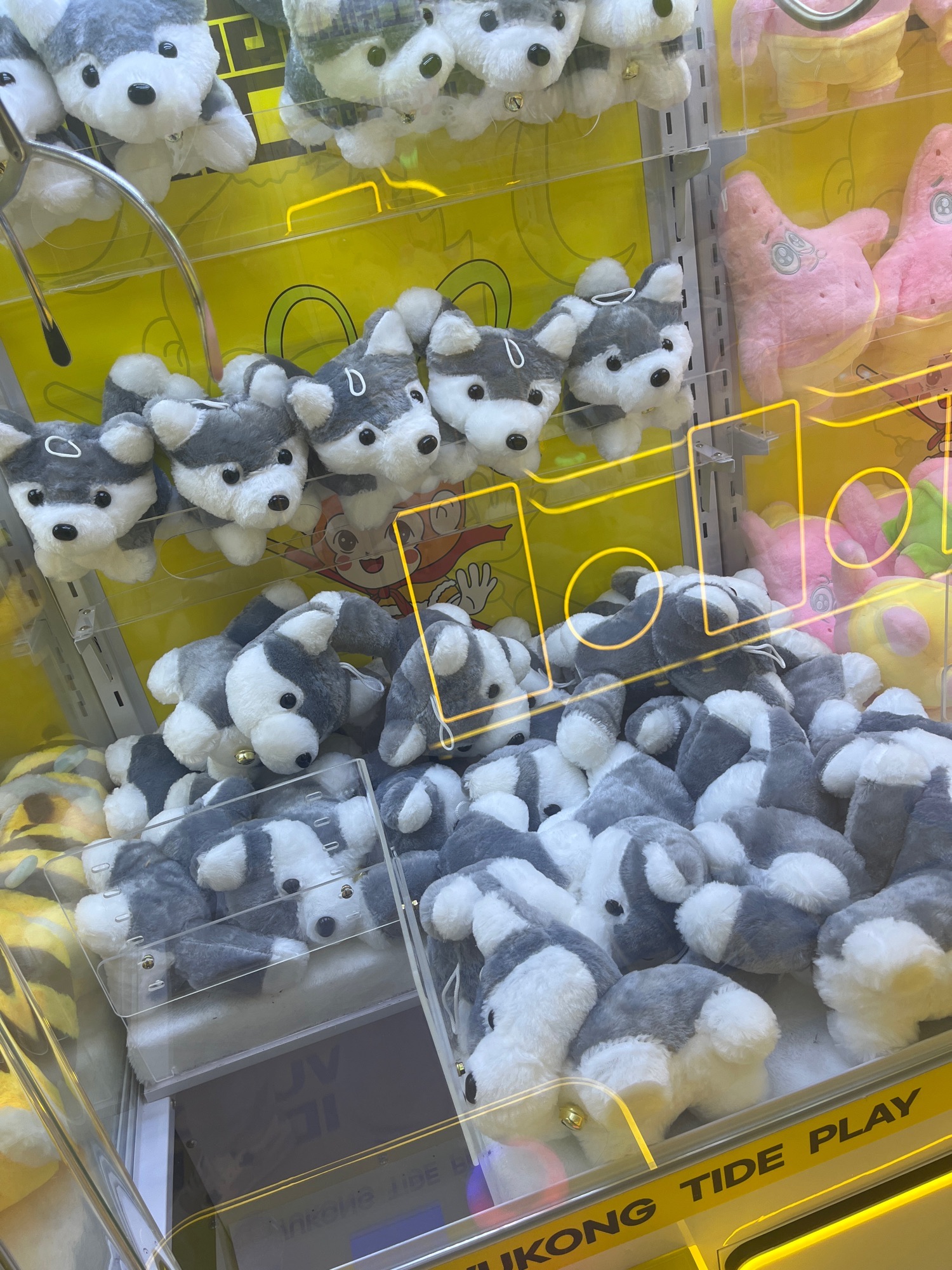 悟空潮玩(爱琴海店)