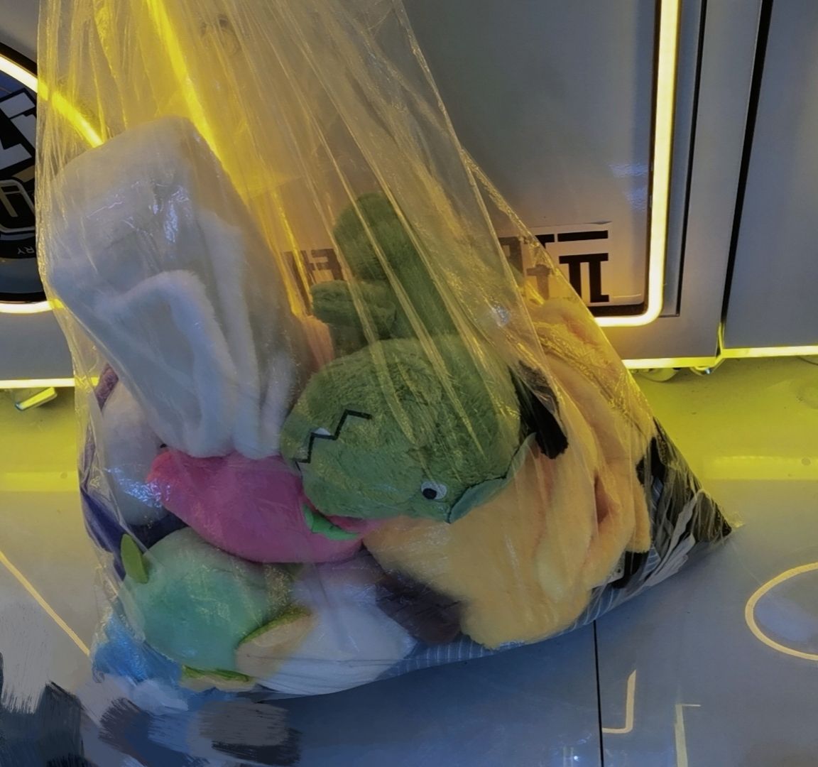 悟空潮玩(爱琴海店)