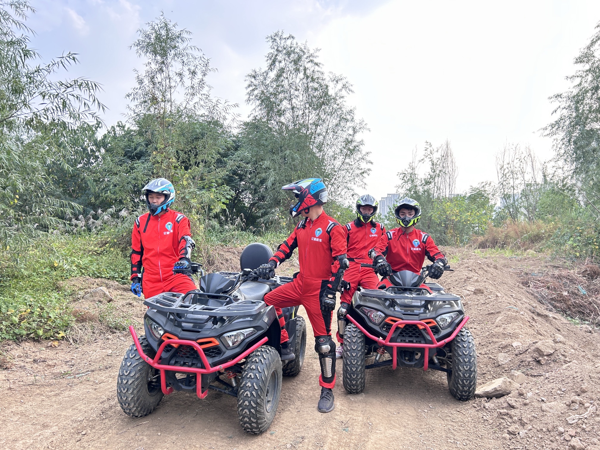 山东亿通机车体育公园旅行图片 1