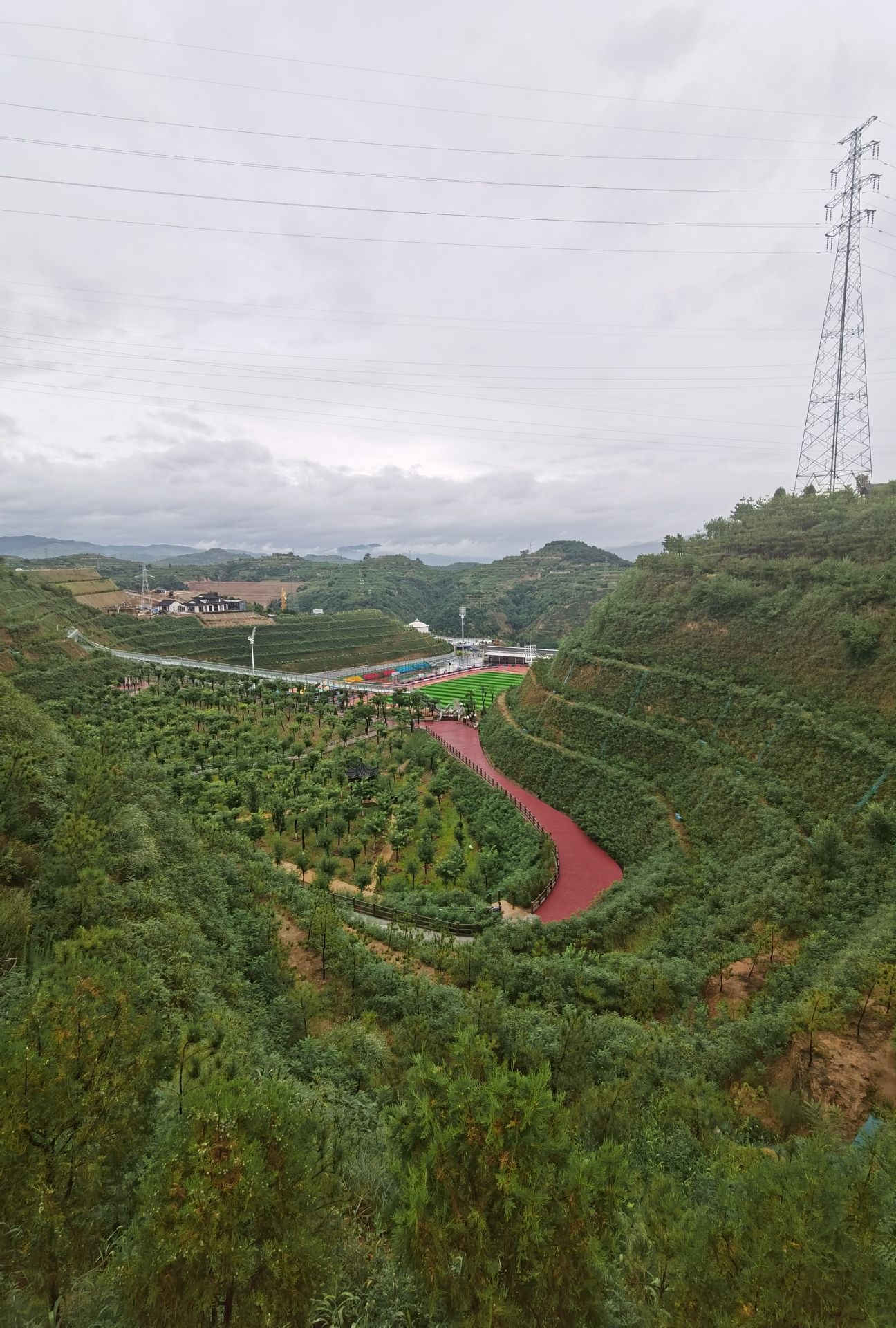阳坡塔情侣公园旅行图片 1