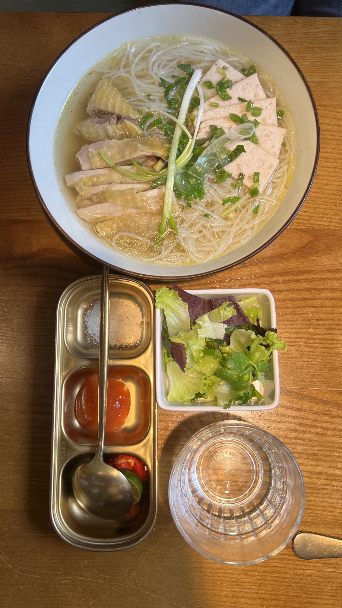 越小姐越式餐厅