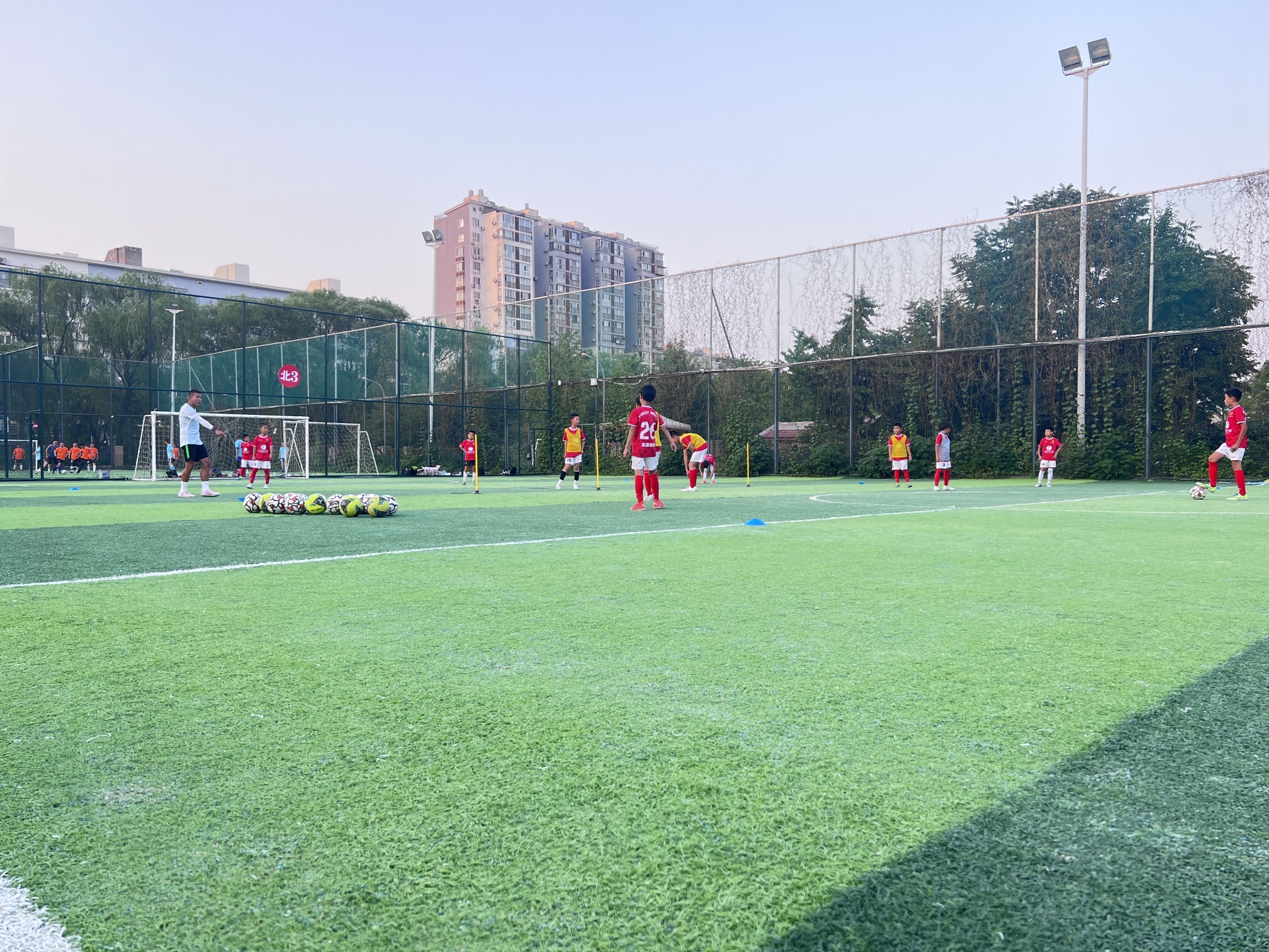 场地封面-壹铭足球俱乐部