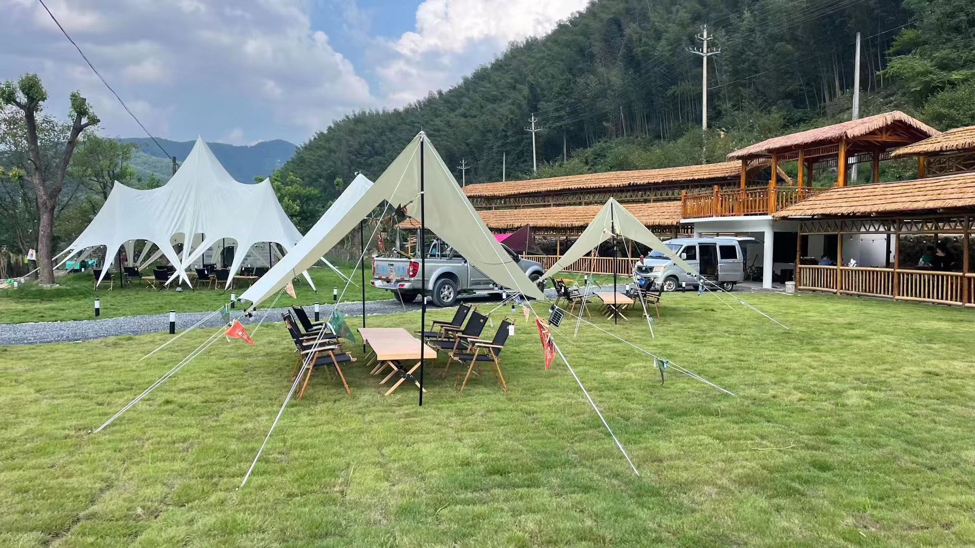 黄山东里嗨KING露营地
