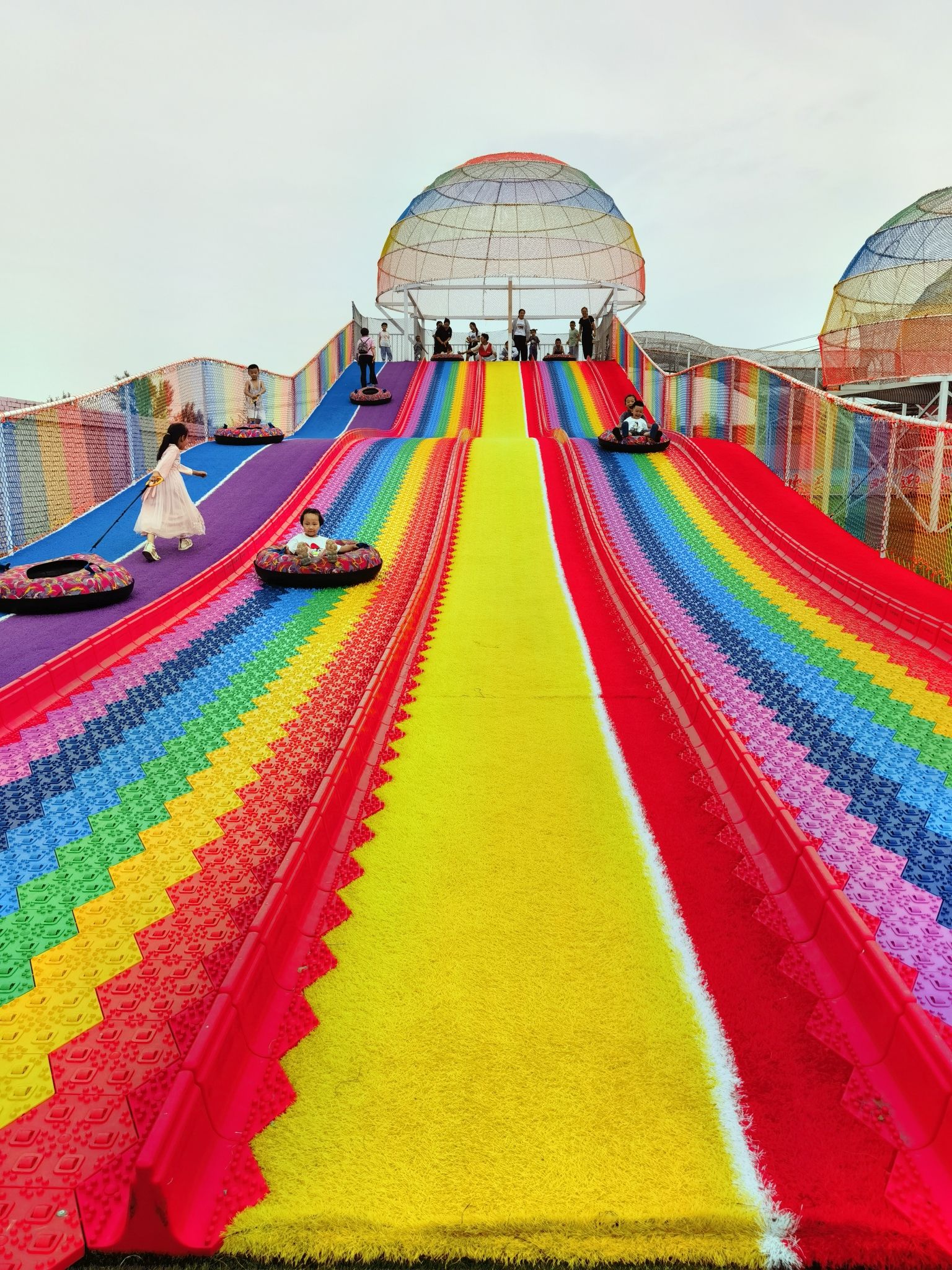 山阴撒欢儿童乐园