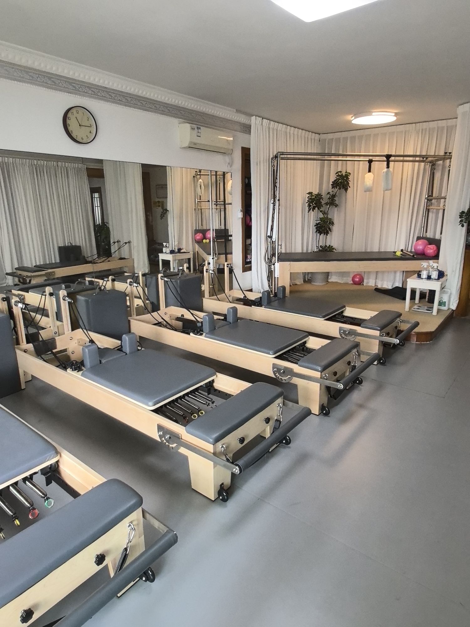 场地封面-佳蓝瑜伽普拉提会馆