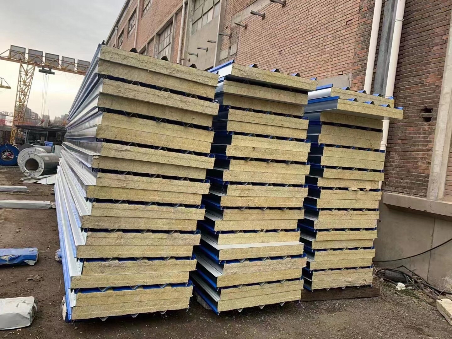 北京友惠彩钢树脂板厂