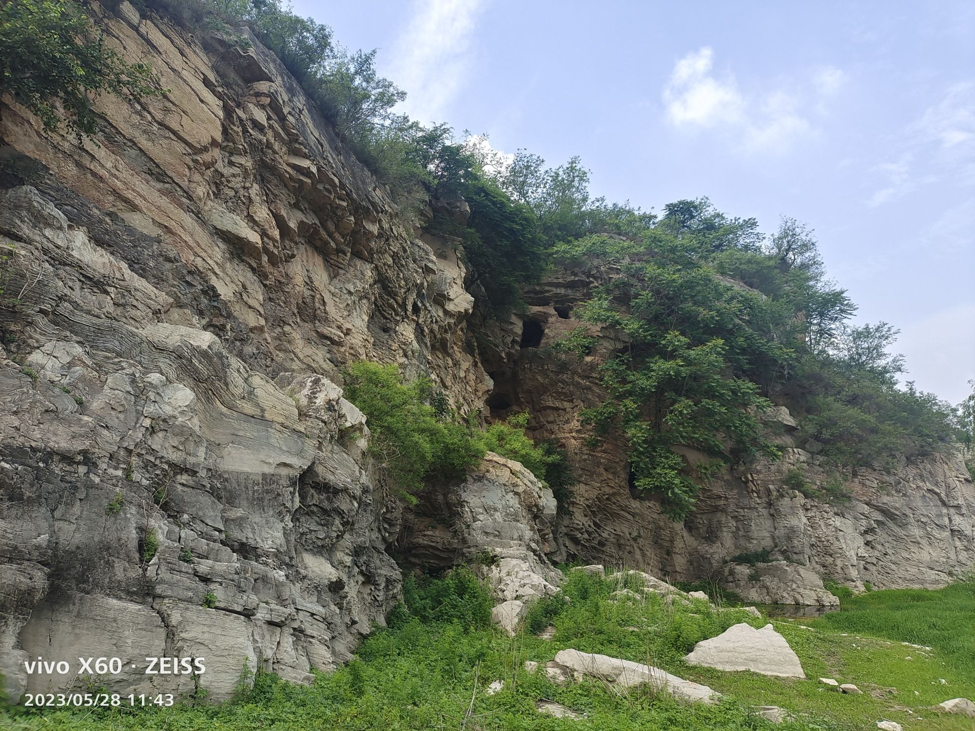 明伏石窟旅行图片 1