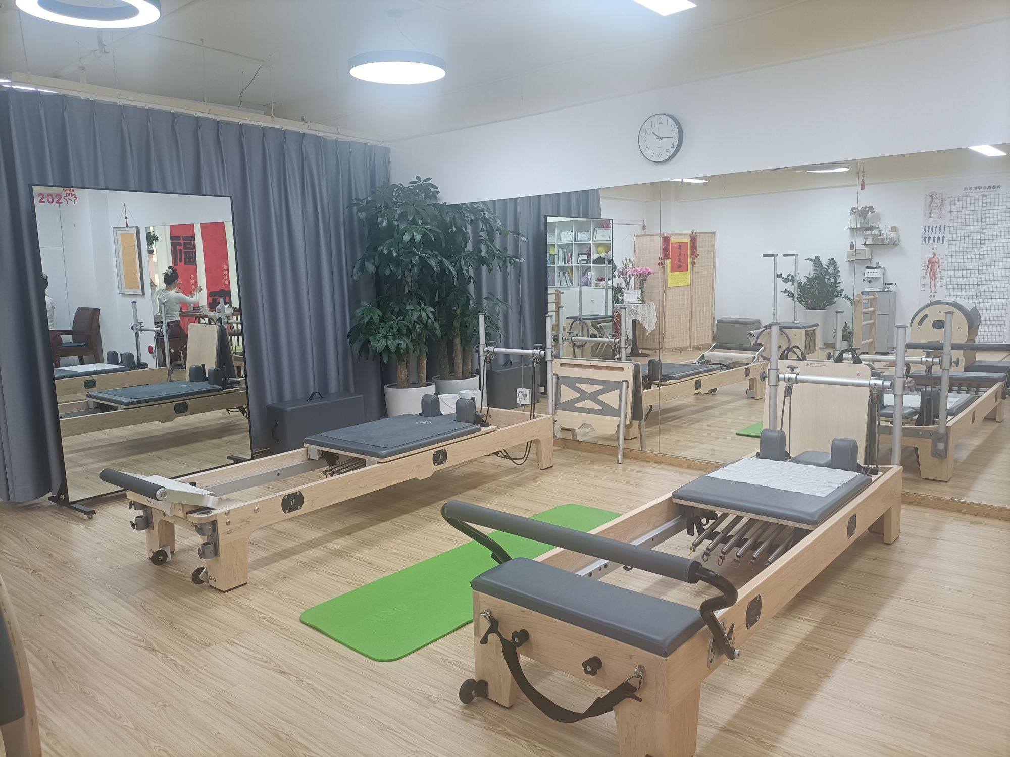 场地封面-昕境普拉提运动工作室