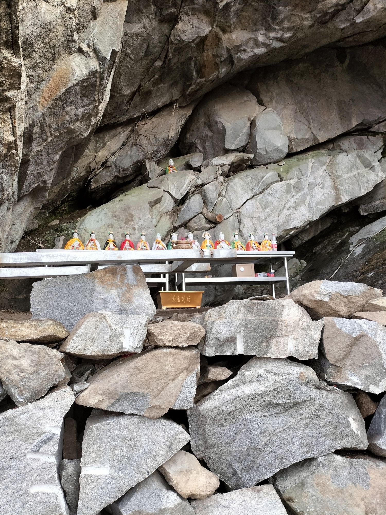 老母修行洞(尖顶山)旅行图片 1