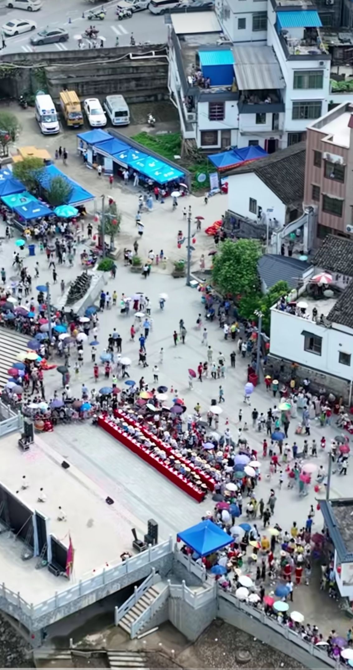 青莲龙舟文化广场旅行图片 1