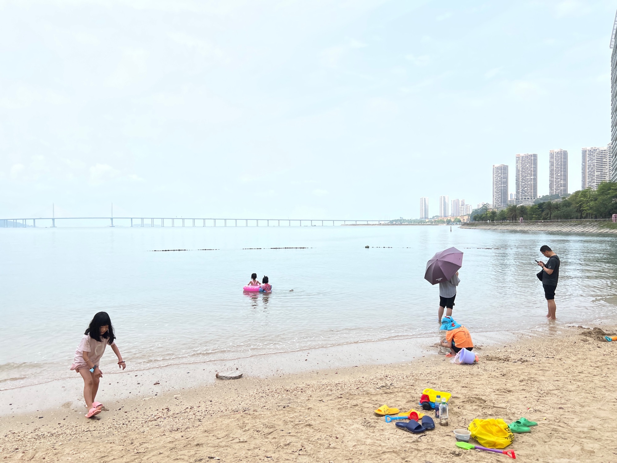 莱蒙水榭湾沙滩旅行图片 1