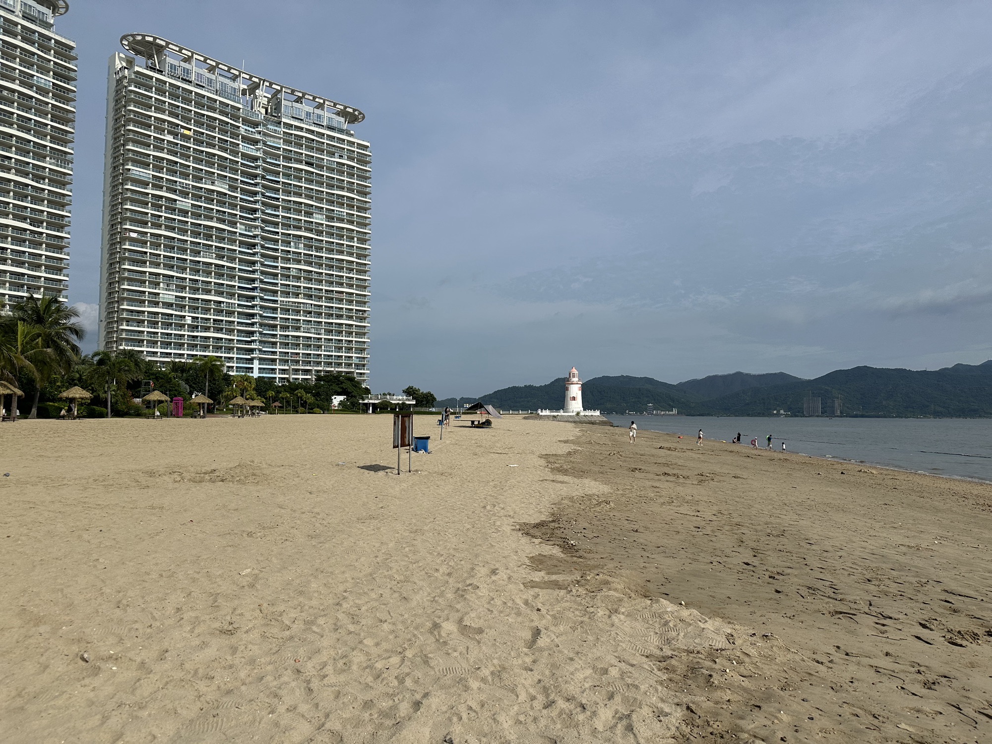 莱蒙水榭湾沙滩旅行图片 1