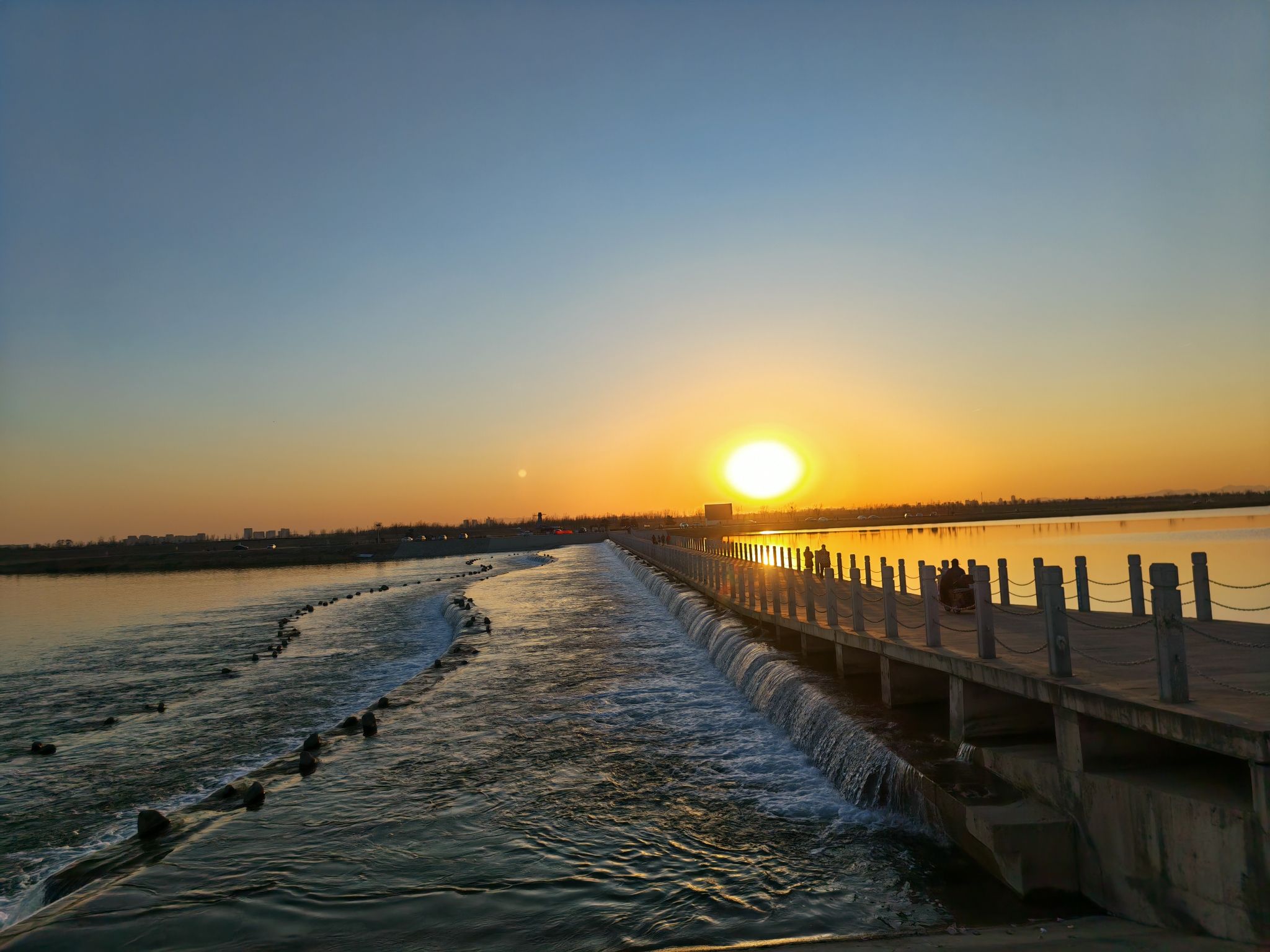 滹沱河318营地