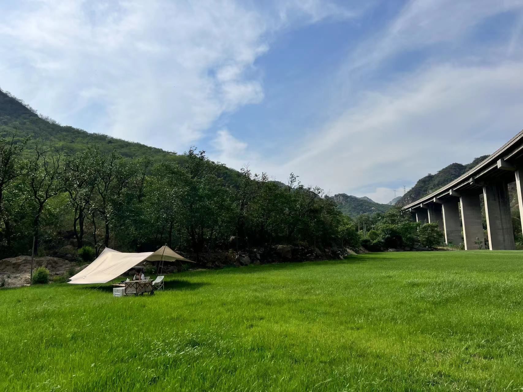 山坳露营 - 十三陵镇便民圈栖邻生活圈休闲服务服务点实景照片