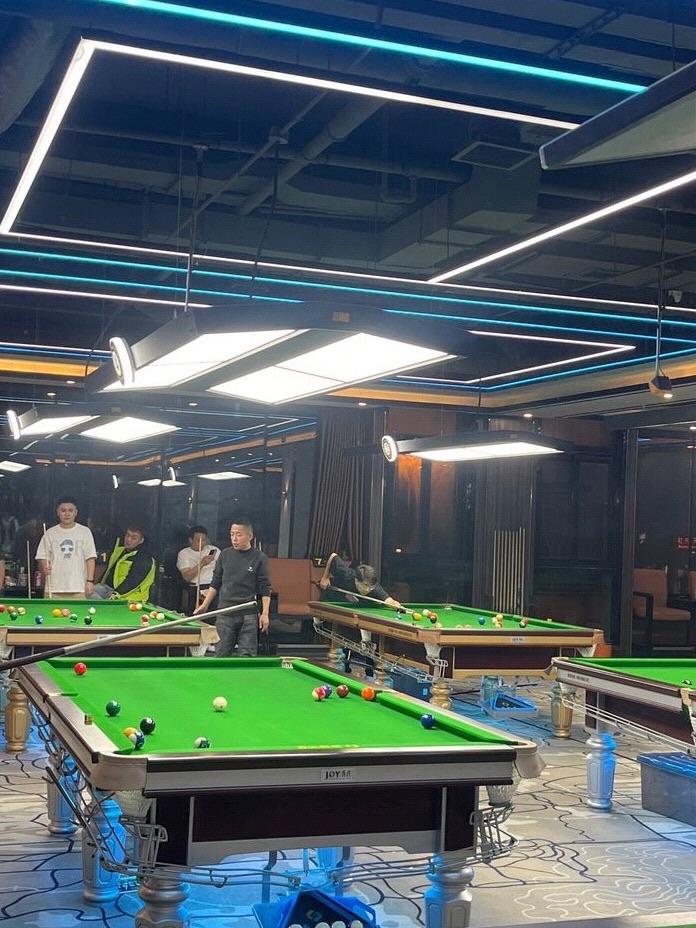 场地封面-上岸台球俱乐部