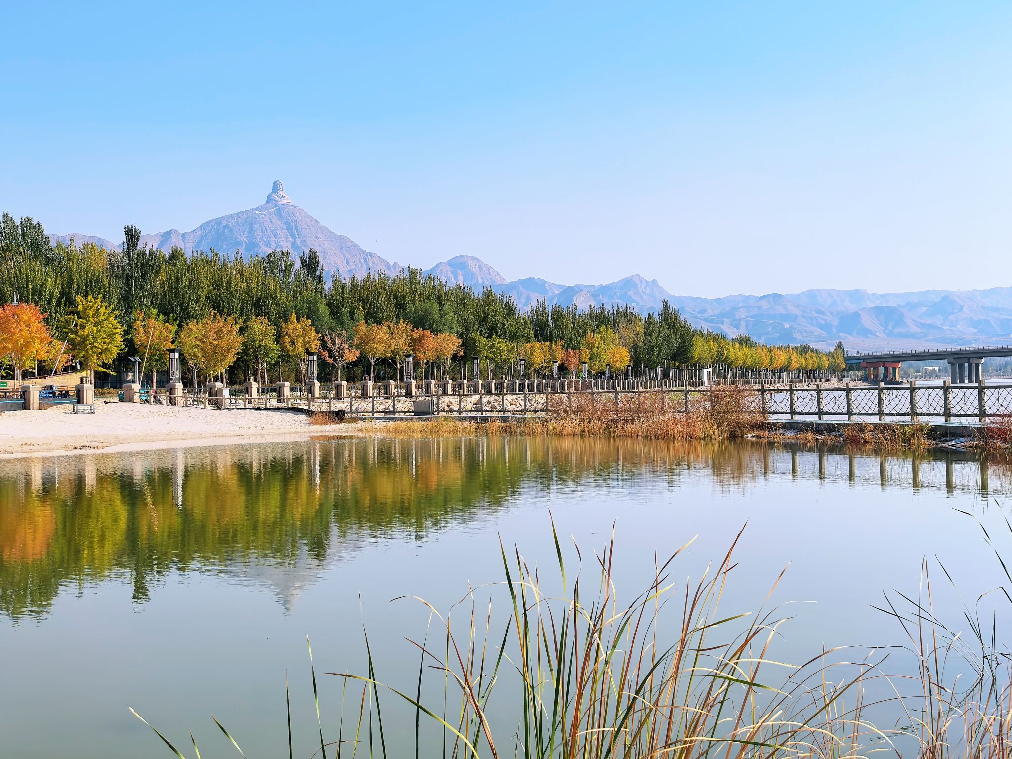 乌海滨河公园景点图片