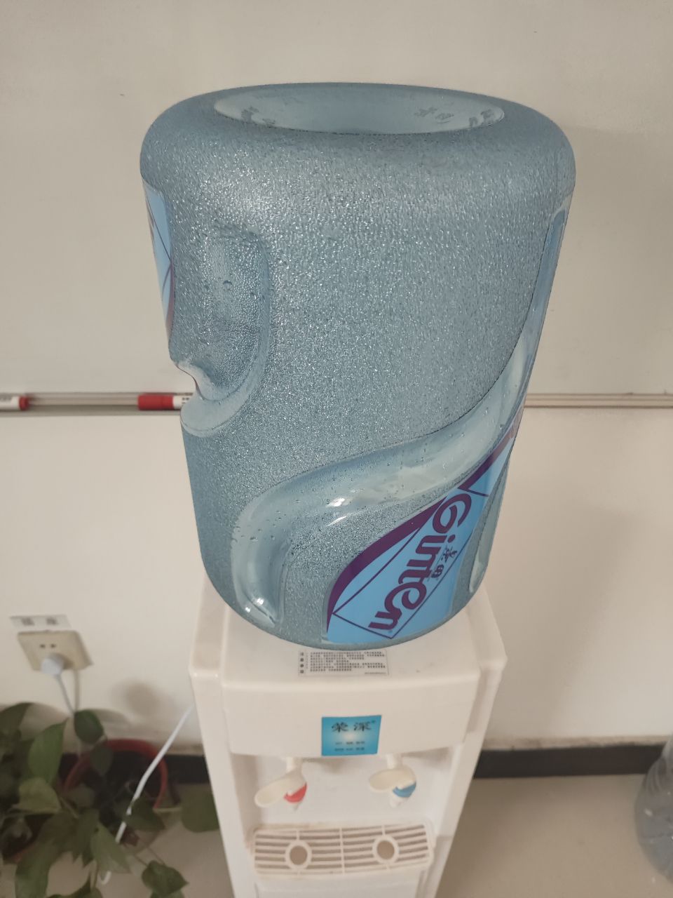 大力水手桶装水连锁水站(新华区二店)