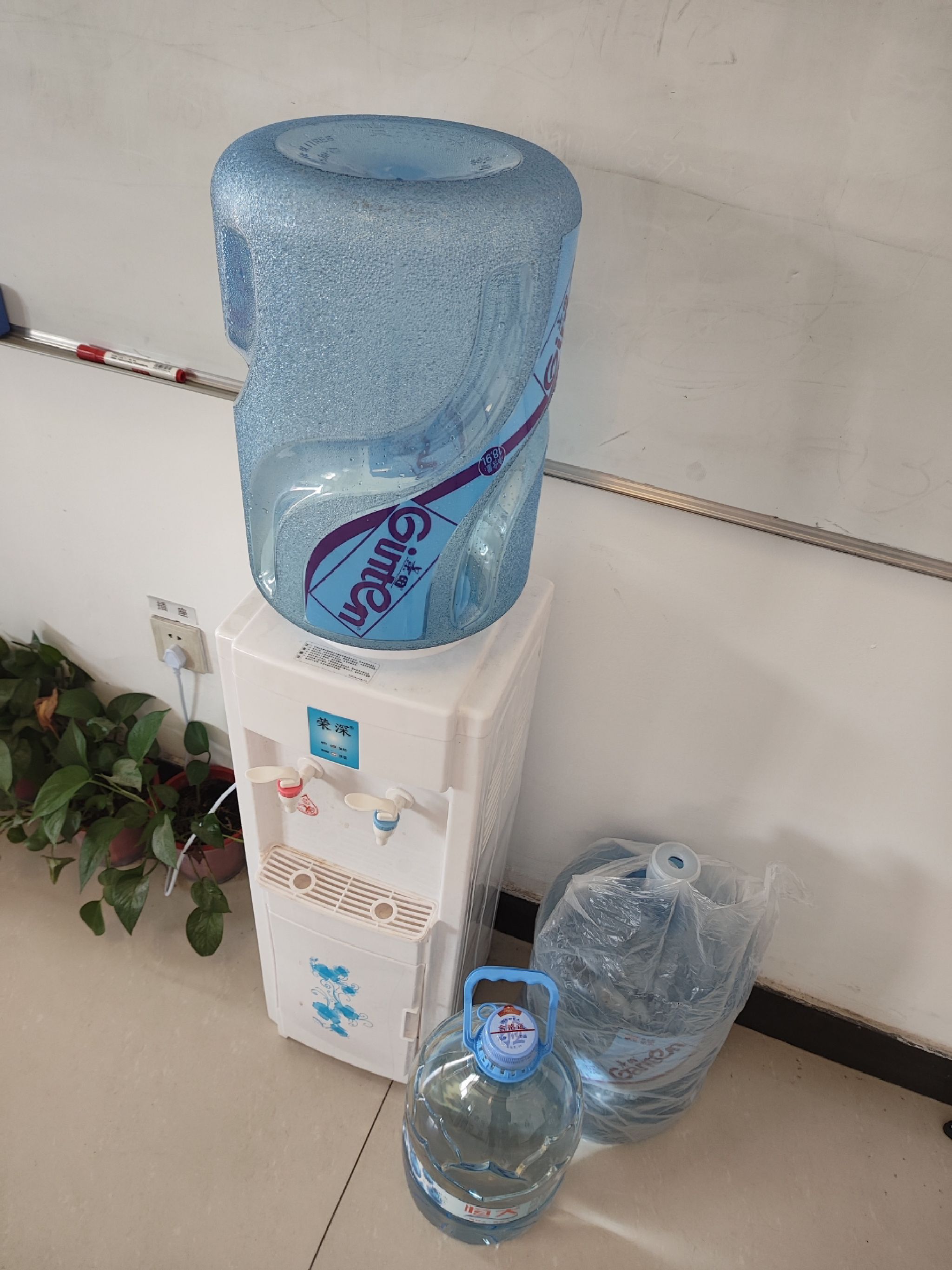 大力水手桶装水连锁水站(新华区二店)