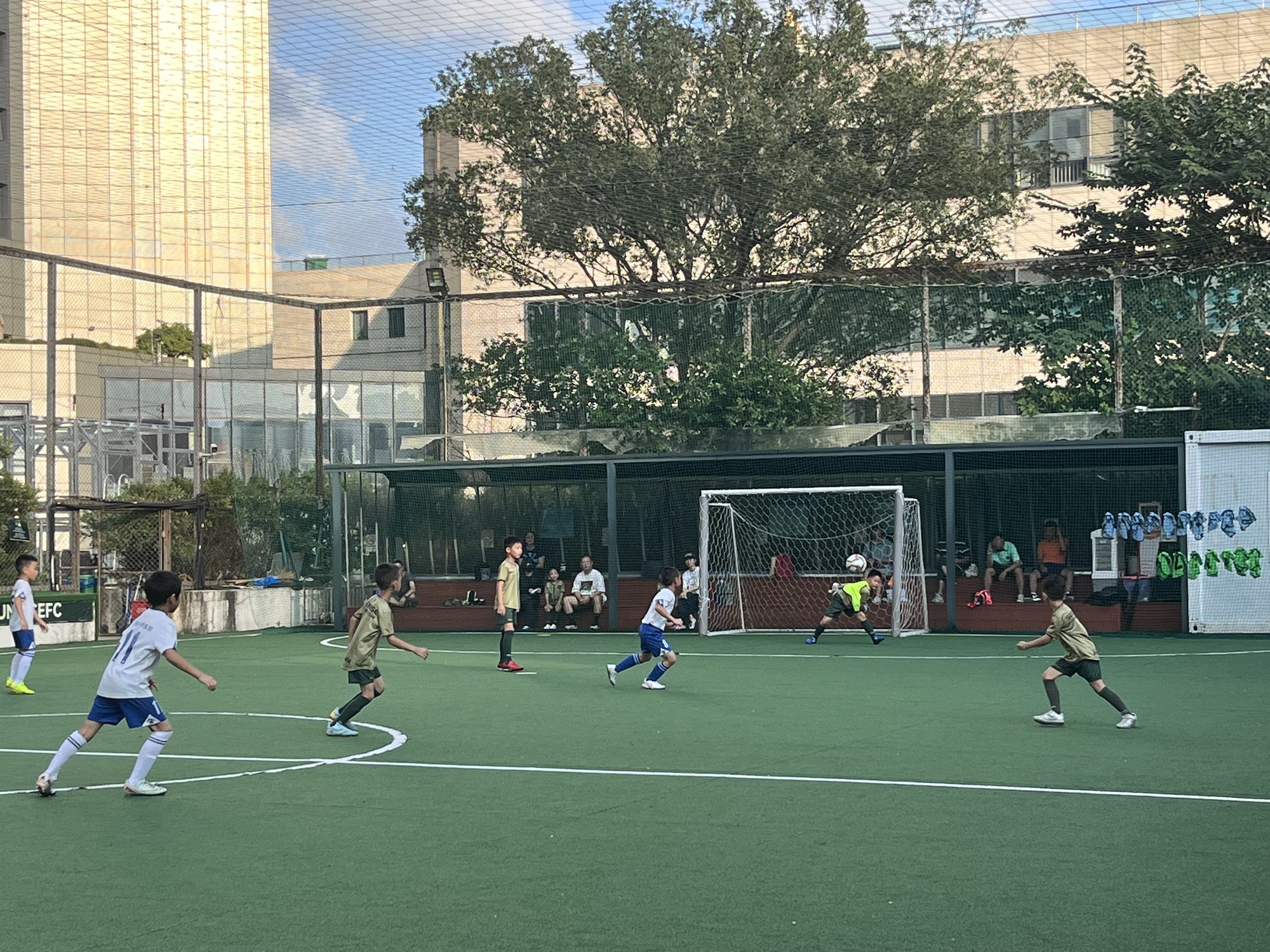 场地封面-朝日足球俱乐部