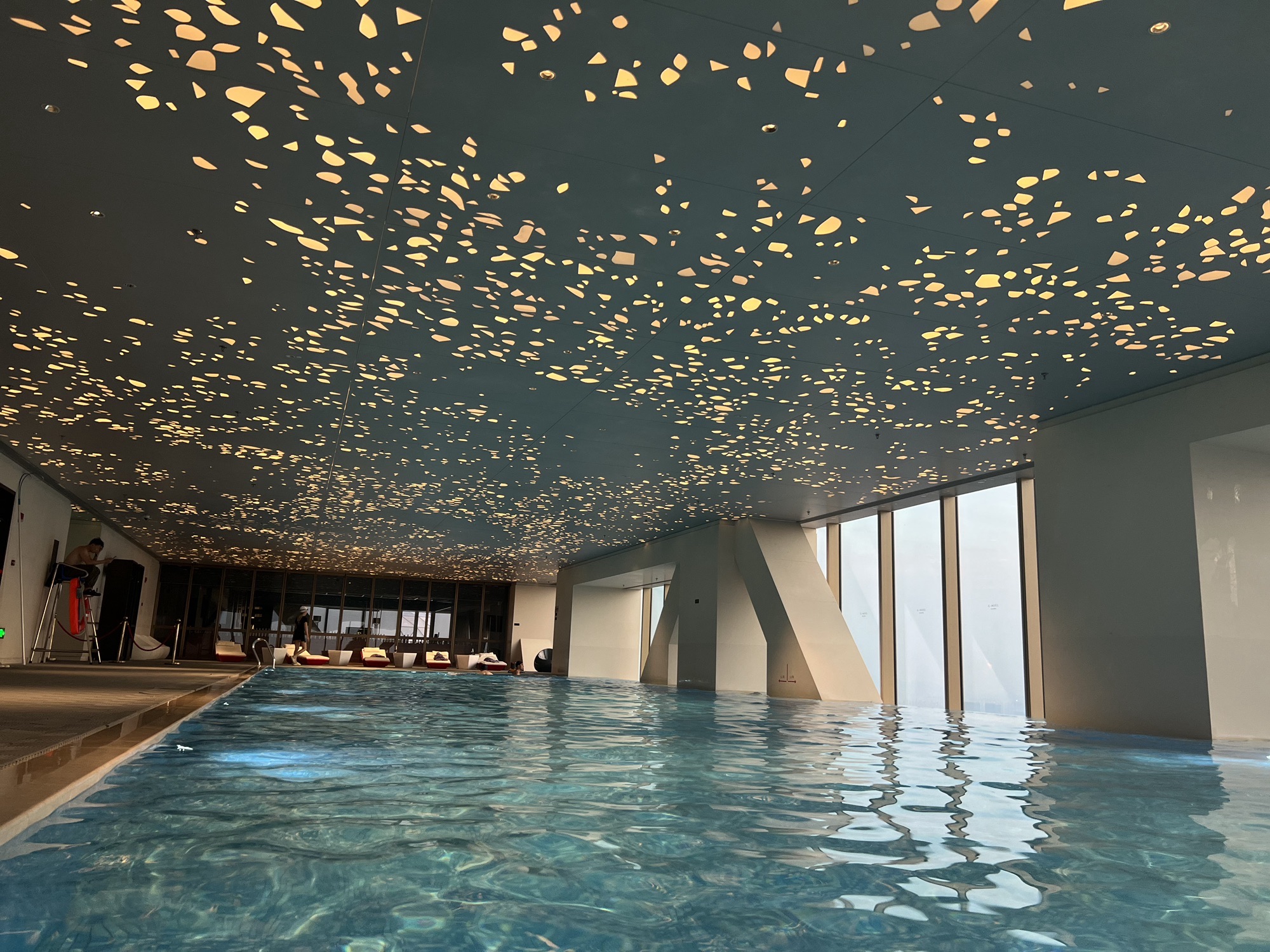 场地封面-金鹰世界G酒店·健身中心游泳馆