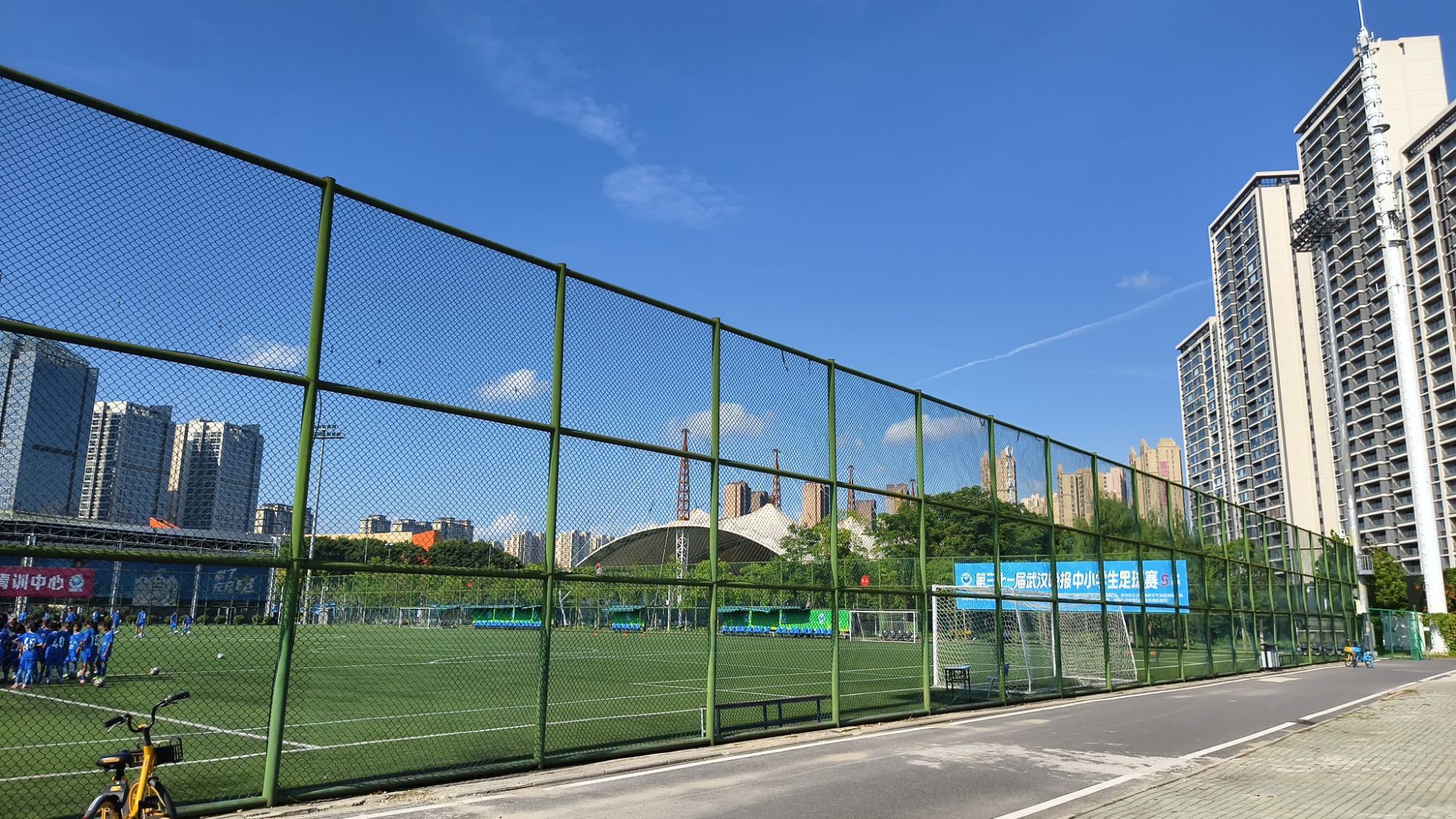场地封面-塔子湖体育中心-足球场