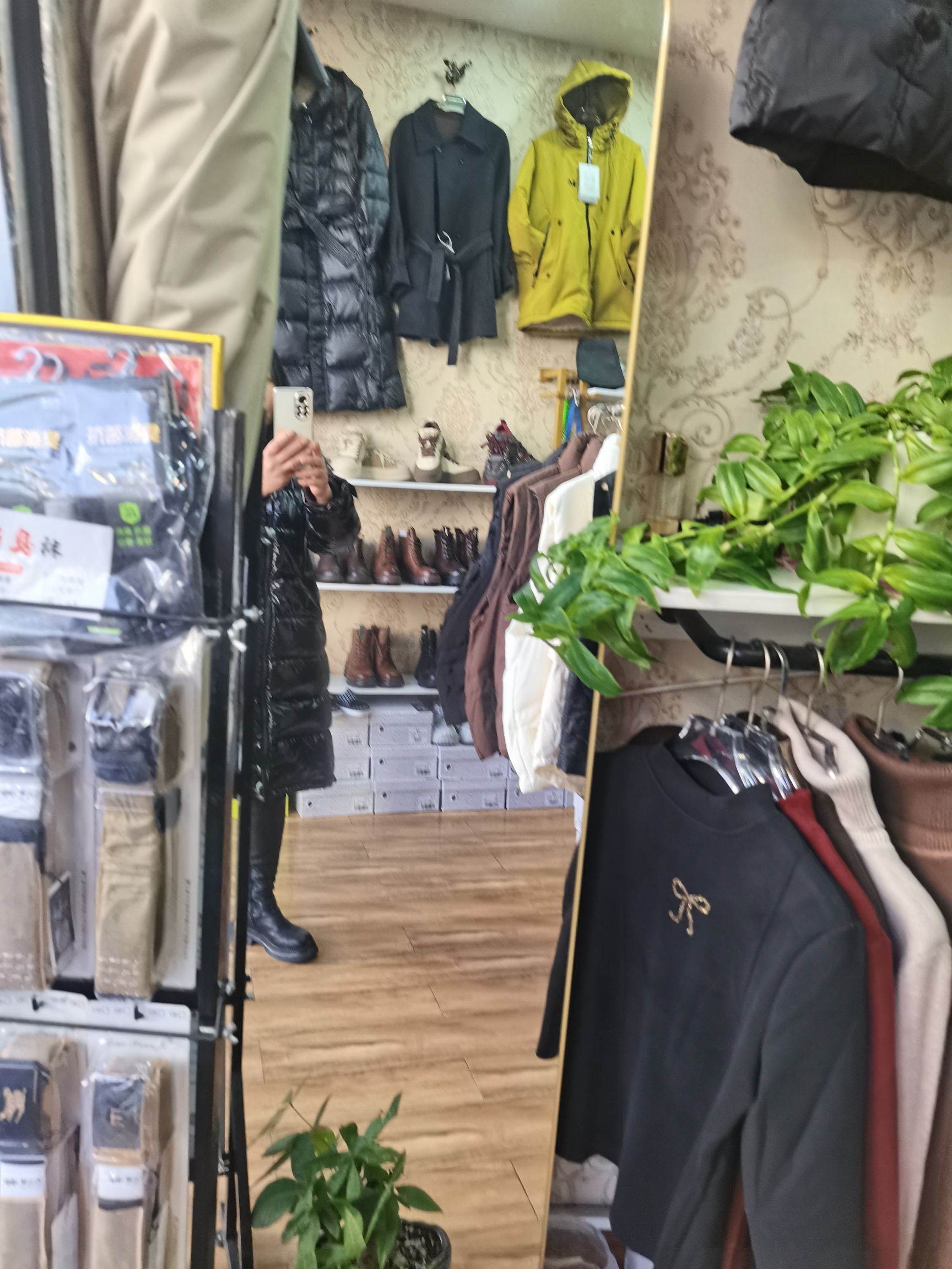 美姿衣橱女装店