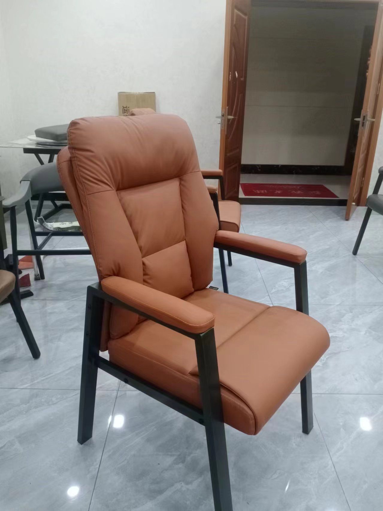 高尊椅业合肥直营仓库