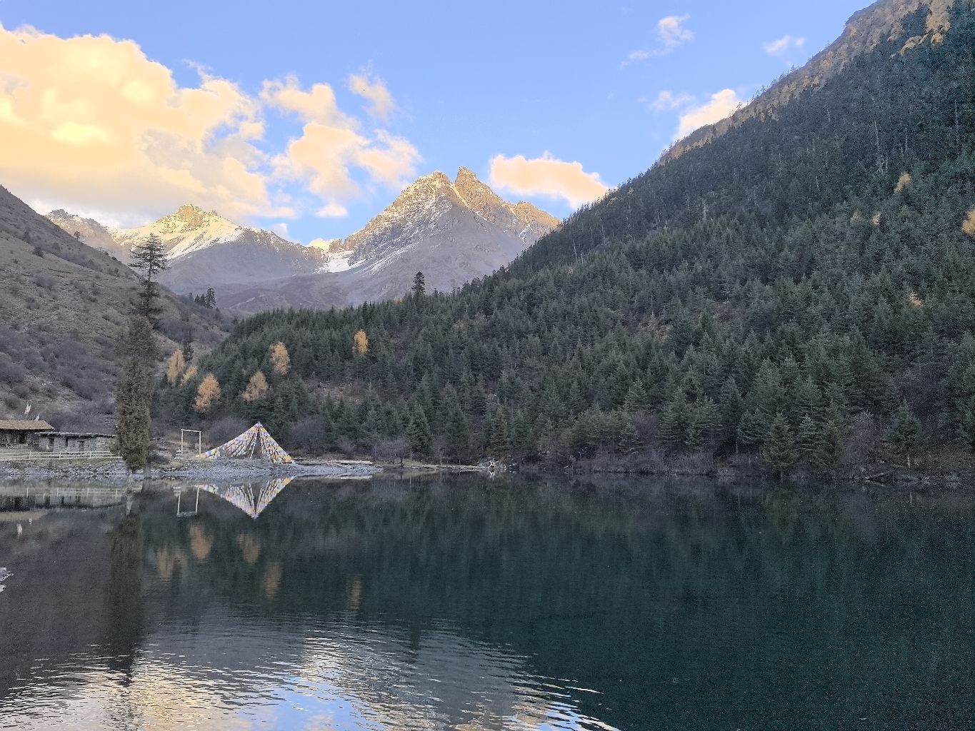 莫珍措旅行图片 1