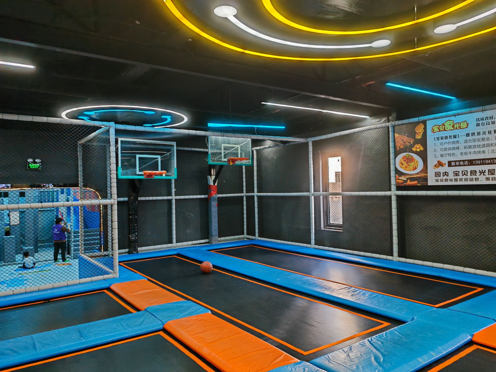 造梦空间蹦床公园·射箭·卡丁车·露营咖啡 - 霍营街道便民圈栖邻生活圈休闲服务服务点实景照片