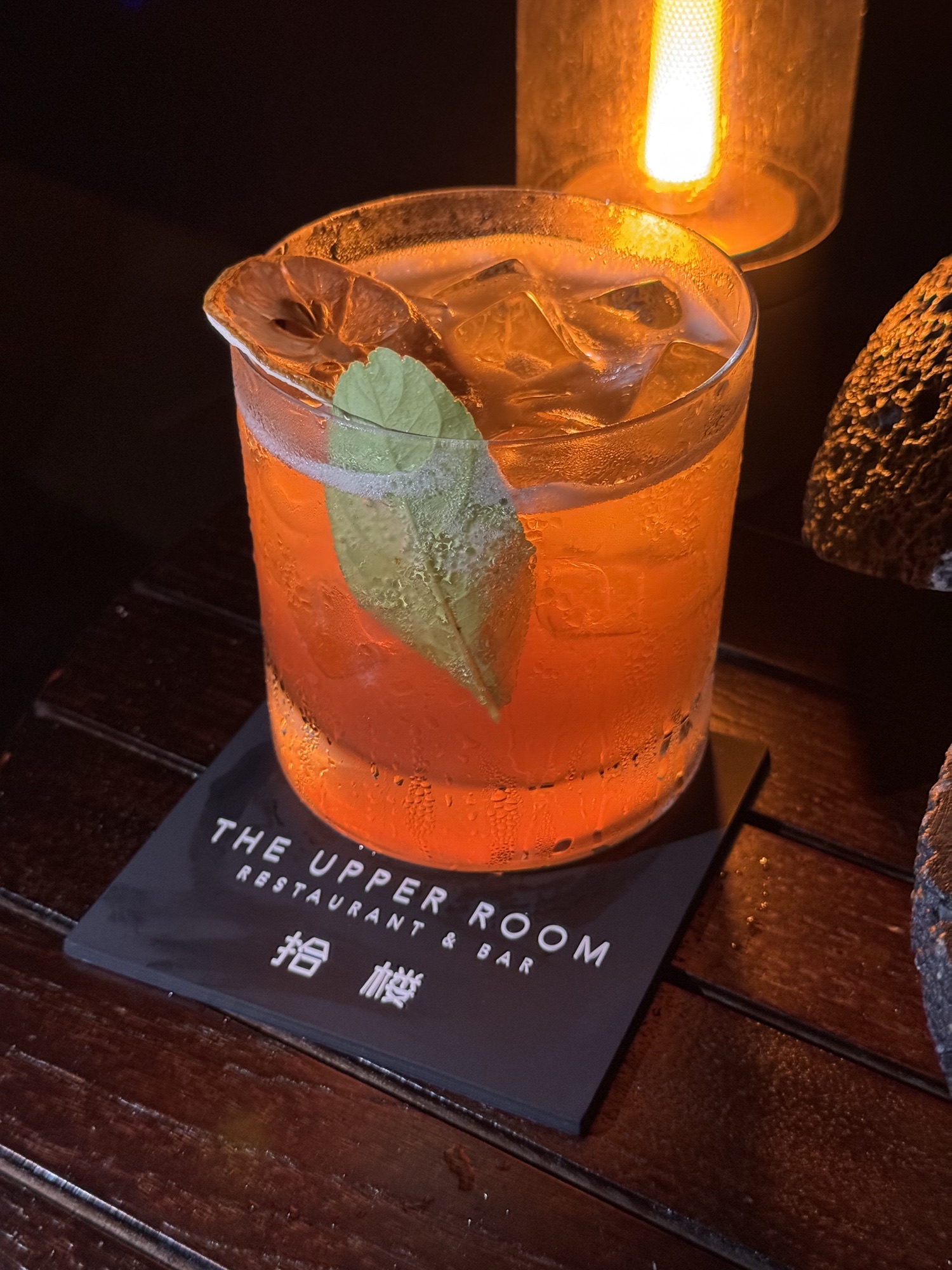 拾楼酒吧·现场DJ乐队·海鲜火锅·无边泳池下午茶(海棠湾威斯汀度假酒店)